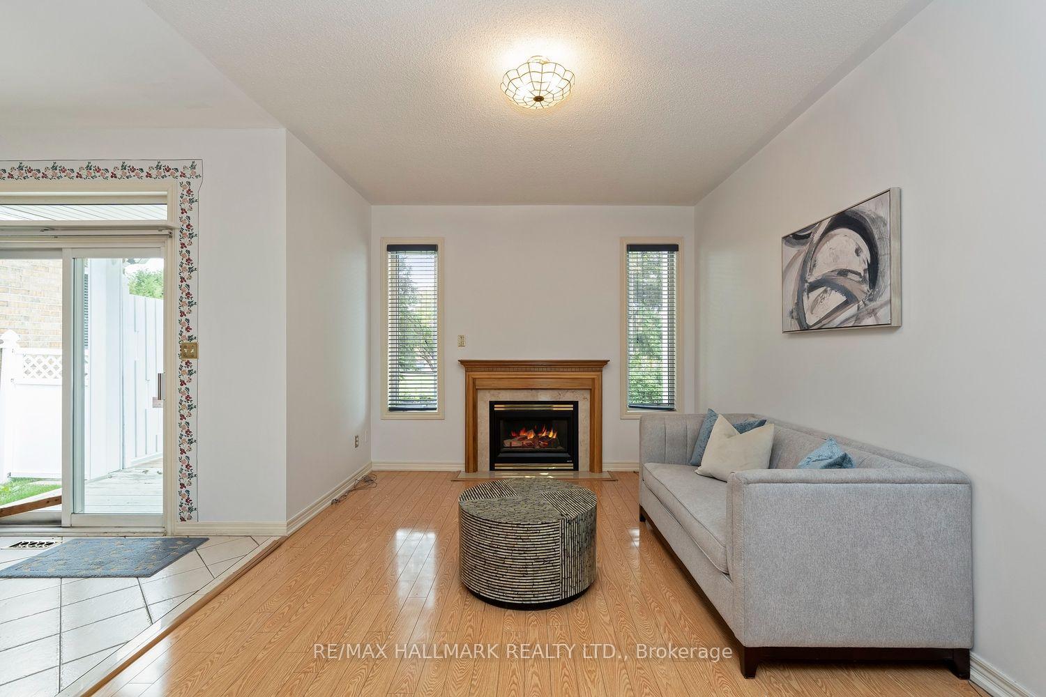 Photo 22 of 43 Kimberly Drive, Whitby, Brooklin — HOMEH