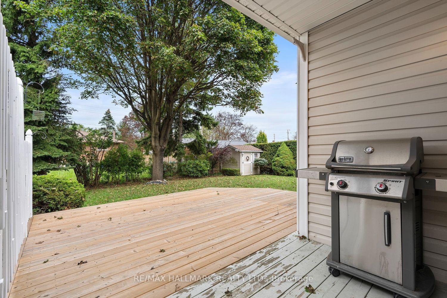 Photo 37 of 43 Kimberly Drive, Whitby, Brooklin — HOMEH