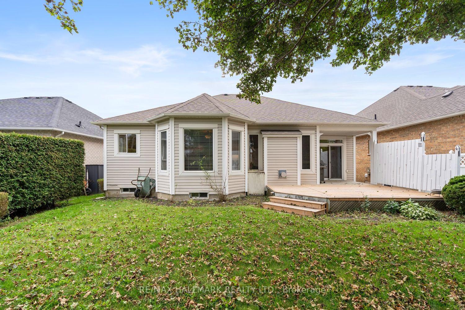 Photo 39 of 43 Kimberly Drive, Whitby, Brooklin — HOMEH