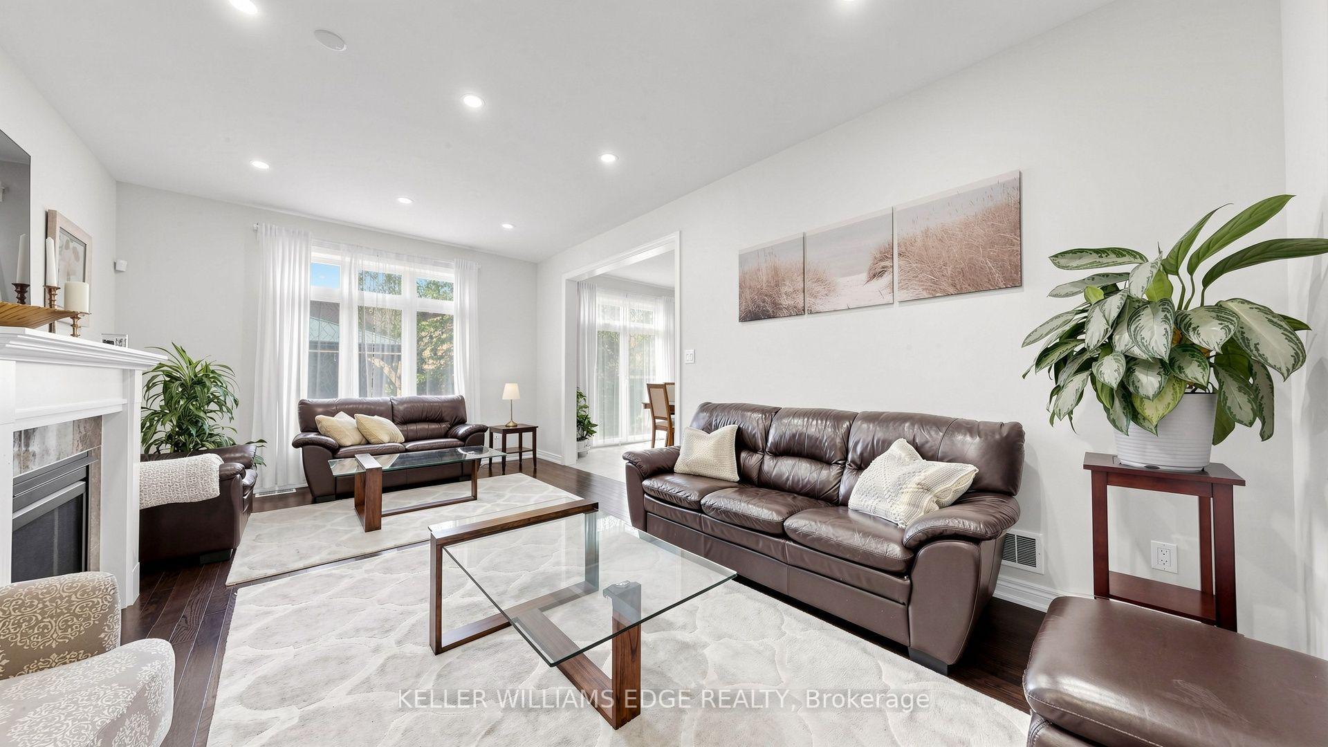 Photo 9 of 173 Raymond Road, Hamilton, Meadowlands — HOMEH