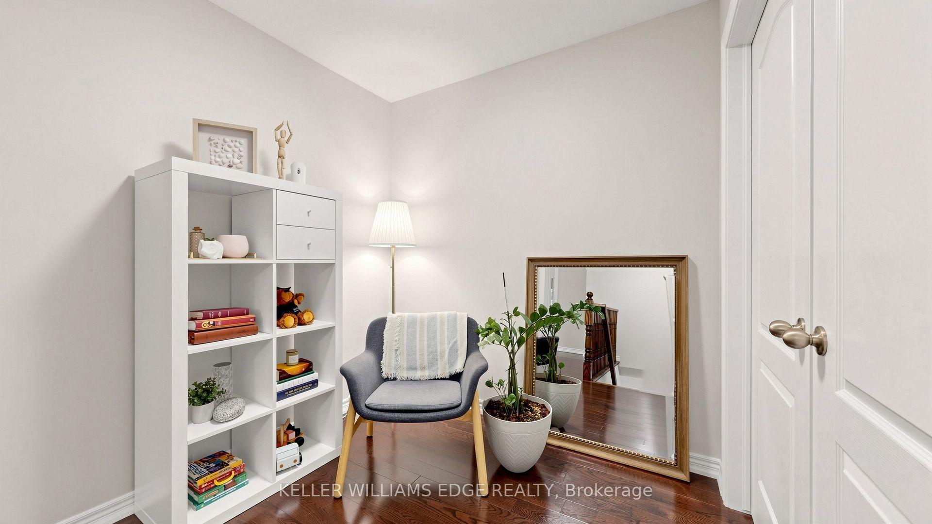 Photo 18 of 173 Raymond Road, Hamilton, Meadowlands — HOMEH