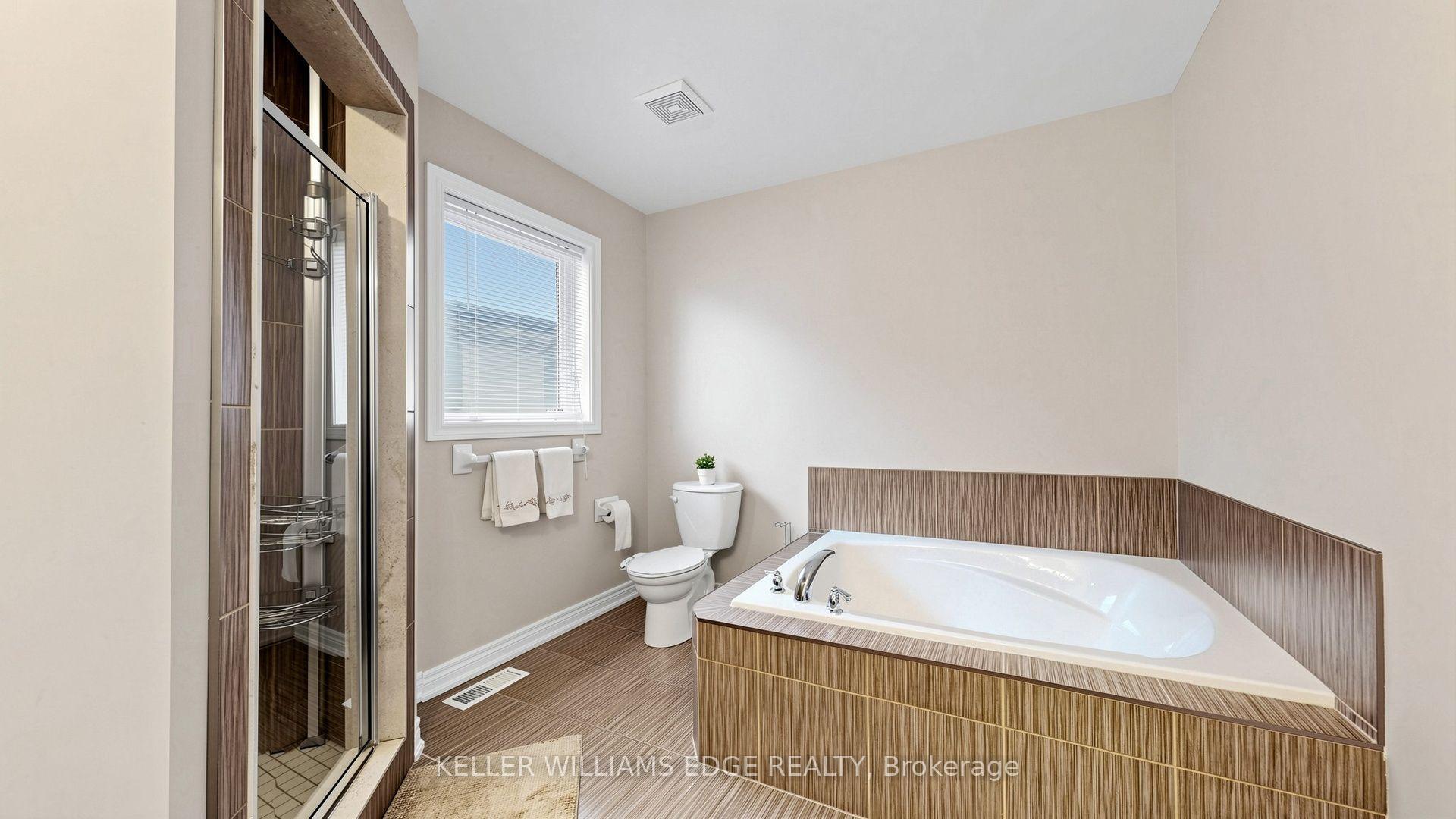 Photo 24 of 173 Raymond Road, Hamilton, Meadowlands — HOMEH
