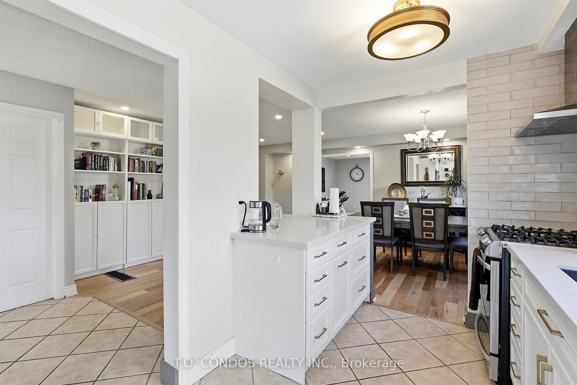 Photo 19 of 2843 Arvida Circle, Mississauga, Meadowvale — HOMEH