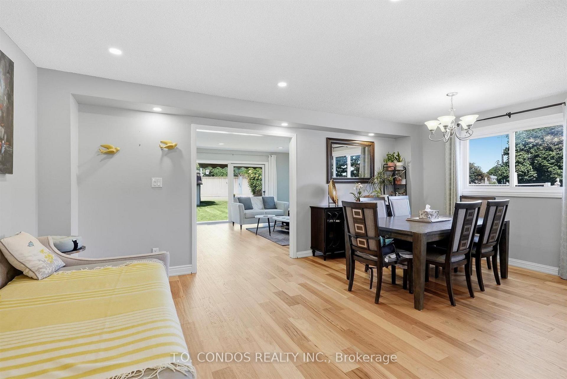 Photo 21 of 2843 Arvida Circle, Mississauga, Meadowvale — HOMEH