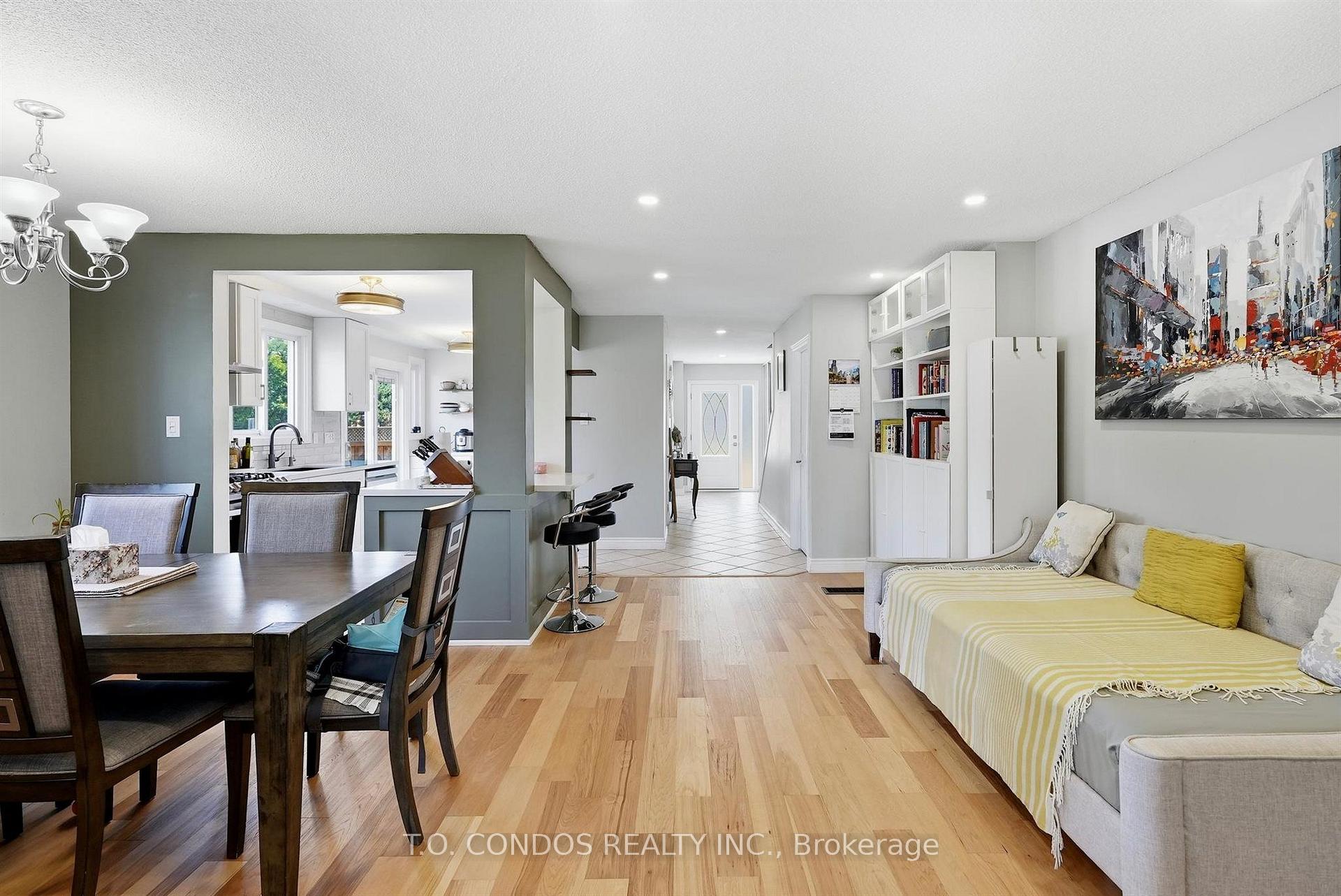 Photo 24 of 2843 Arvida Circle, Mississauga, Meadowvale — HOMEH