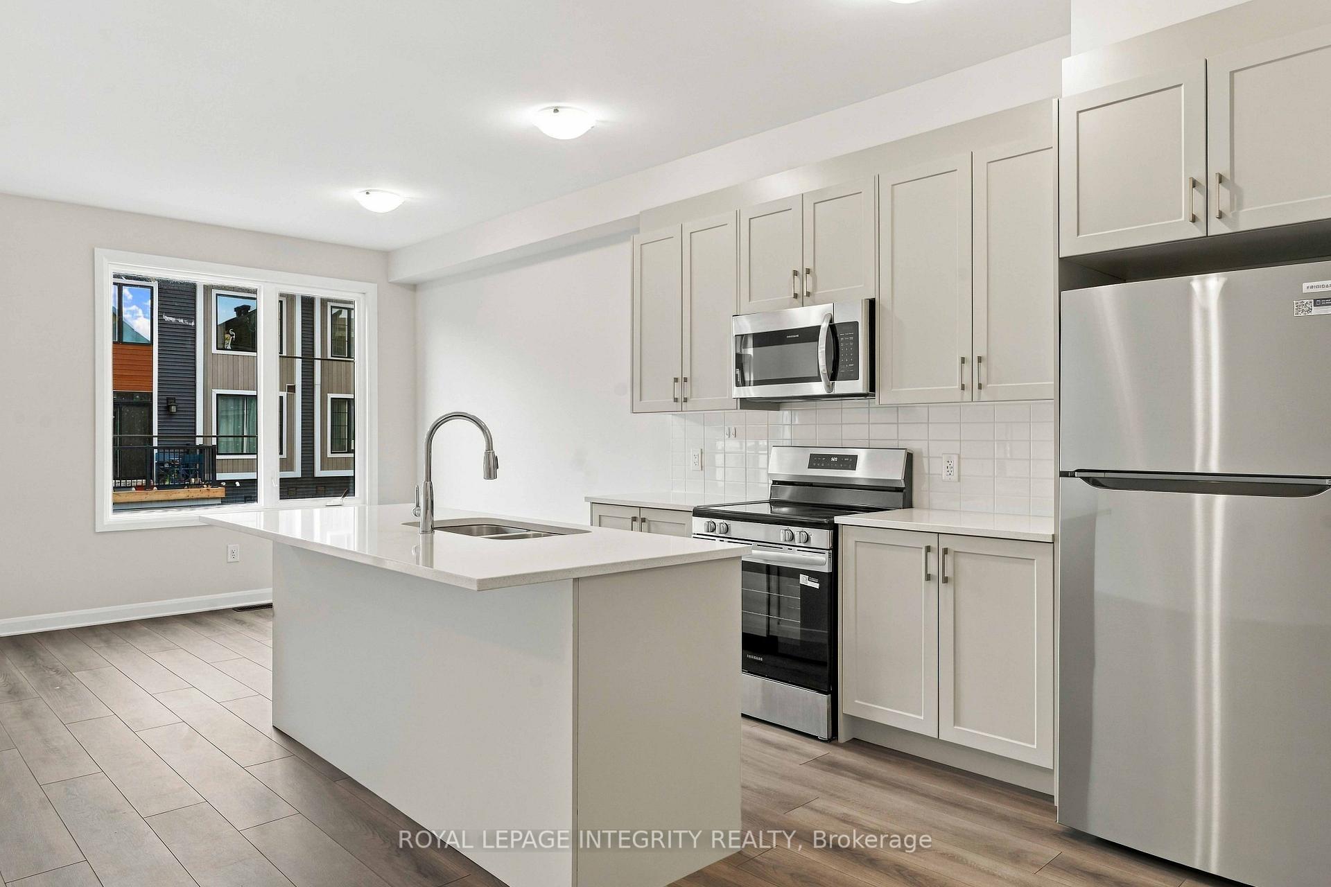 Photo 5 of 514 Woodlily Private, Ottawa, Kanata - Kanata Lakes/Heritage Hills — HOMEH