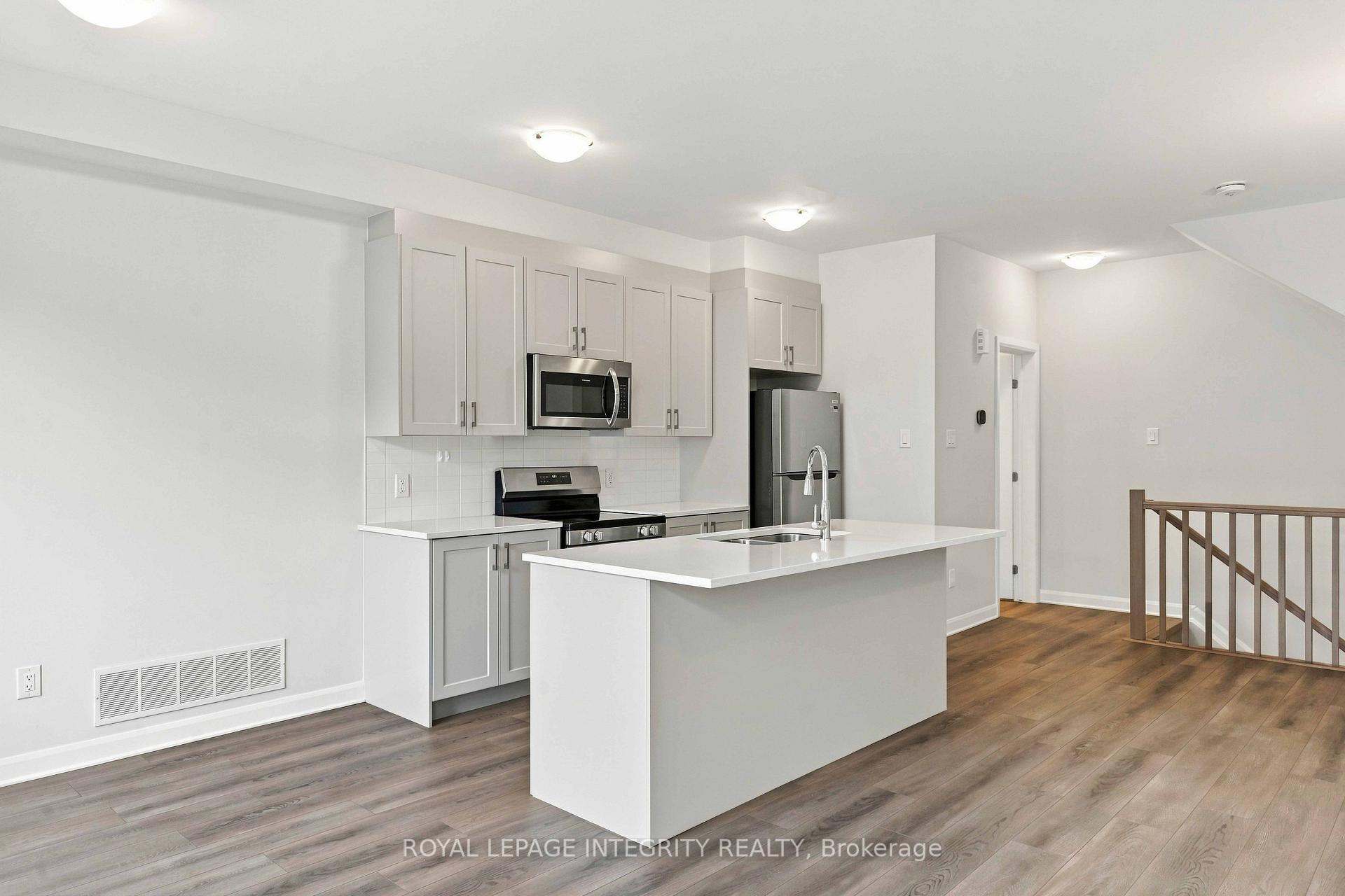 Photo 9 of 514 Woodlily Private, Ottawa, Kanata - Kanata Lakes/Heritage Hills — HOMEH