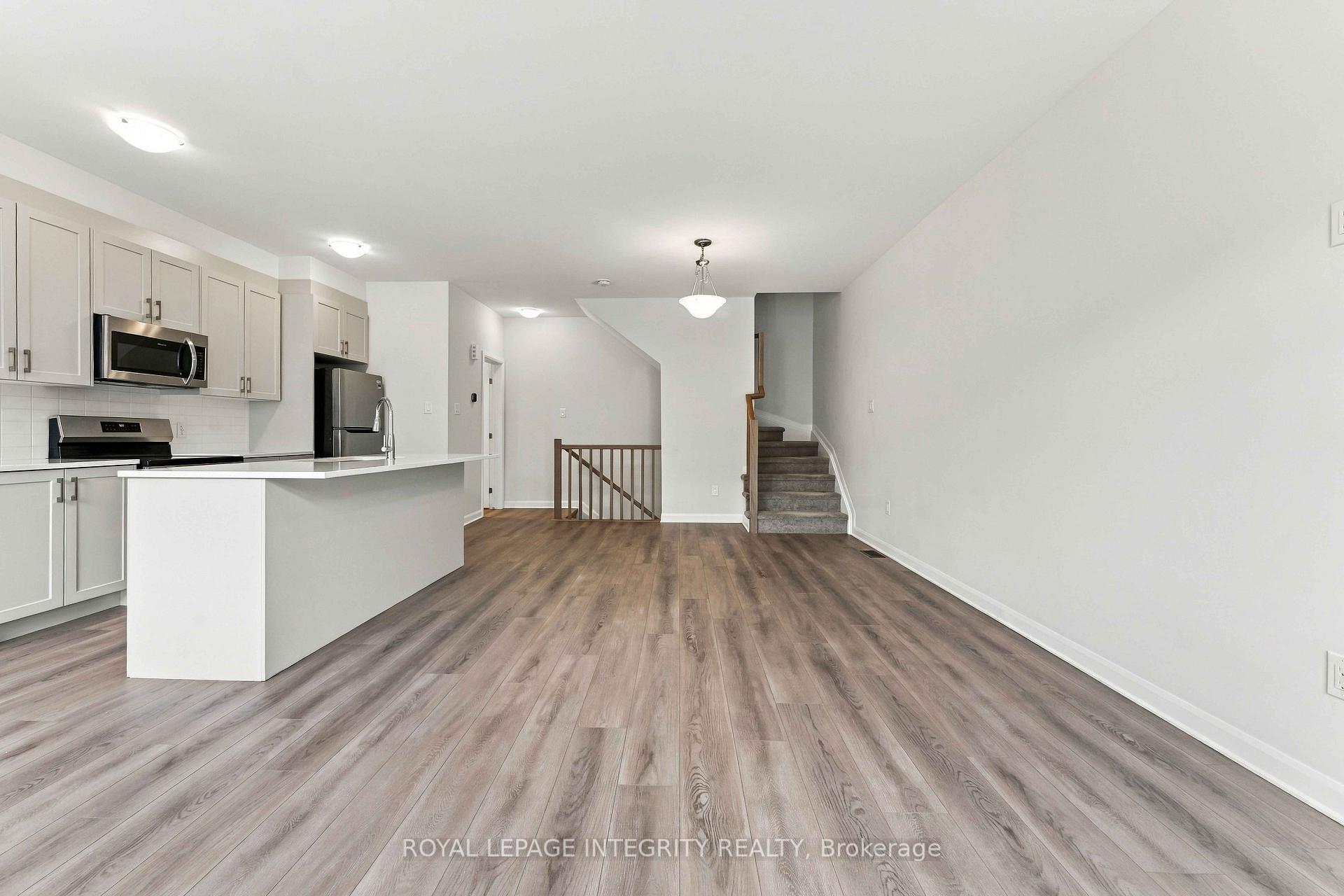 Photo 10 of 514 Woodlily Private, Ottawa, Kanata - Kanata Lakes/Heritage Hills — HOMEH