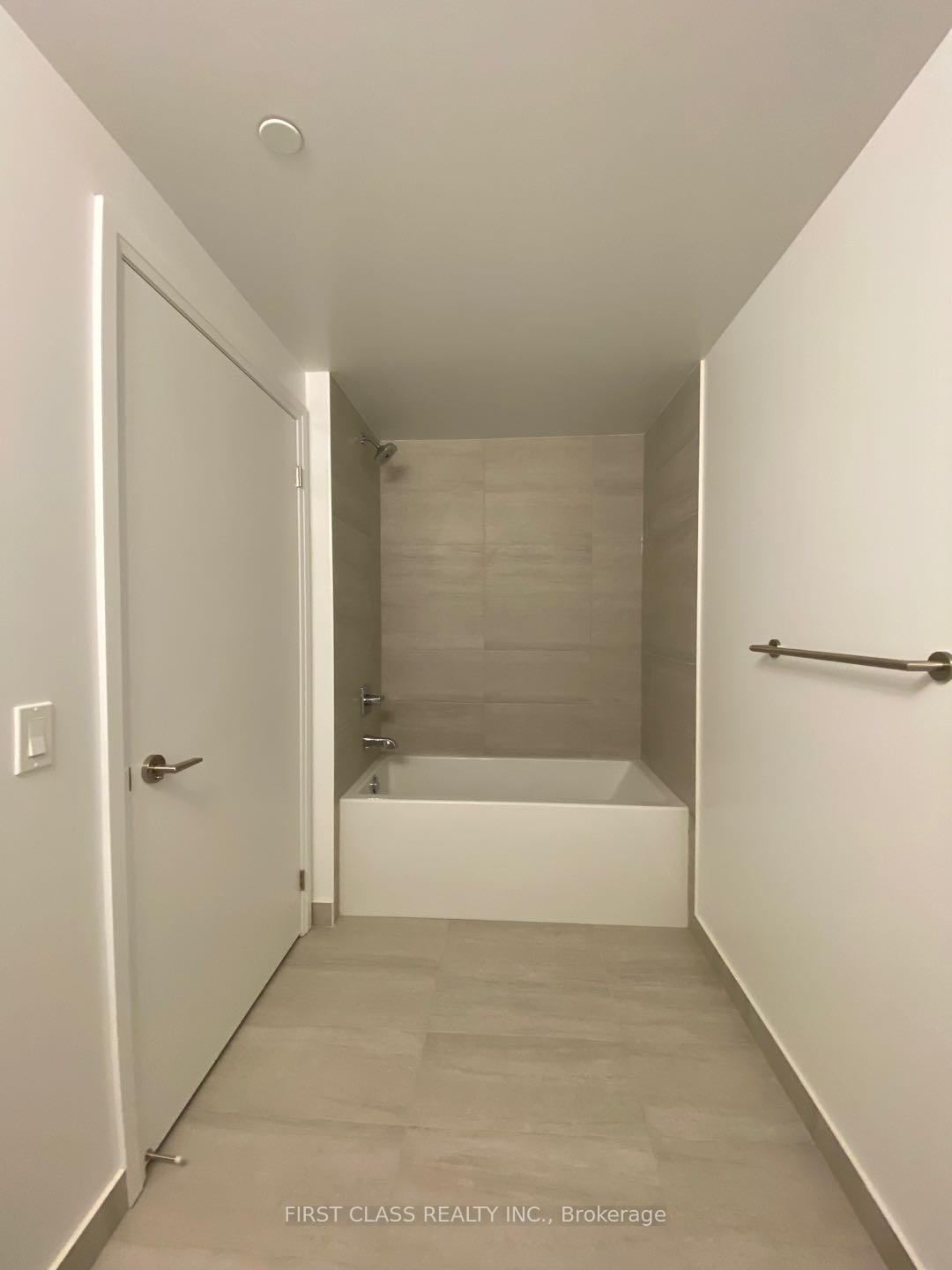 Photo 10 of Unit 1809, 77 Mutual Street, Toronto, Church-Yonge Corridor — HOMEH