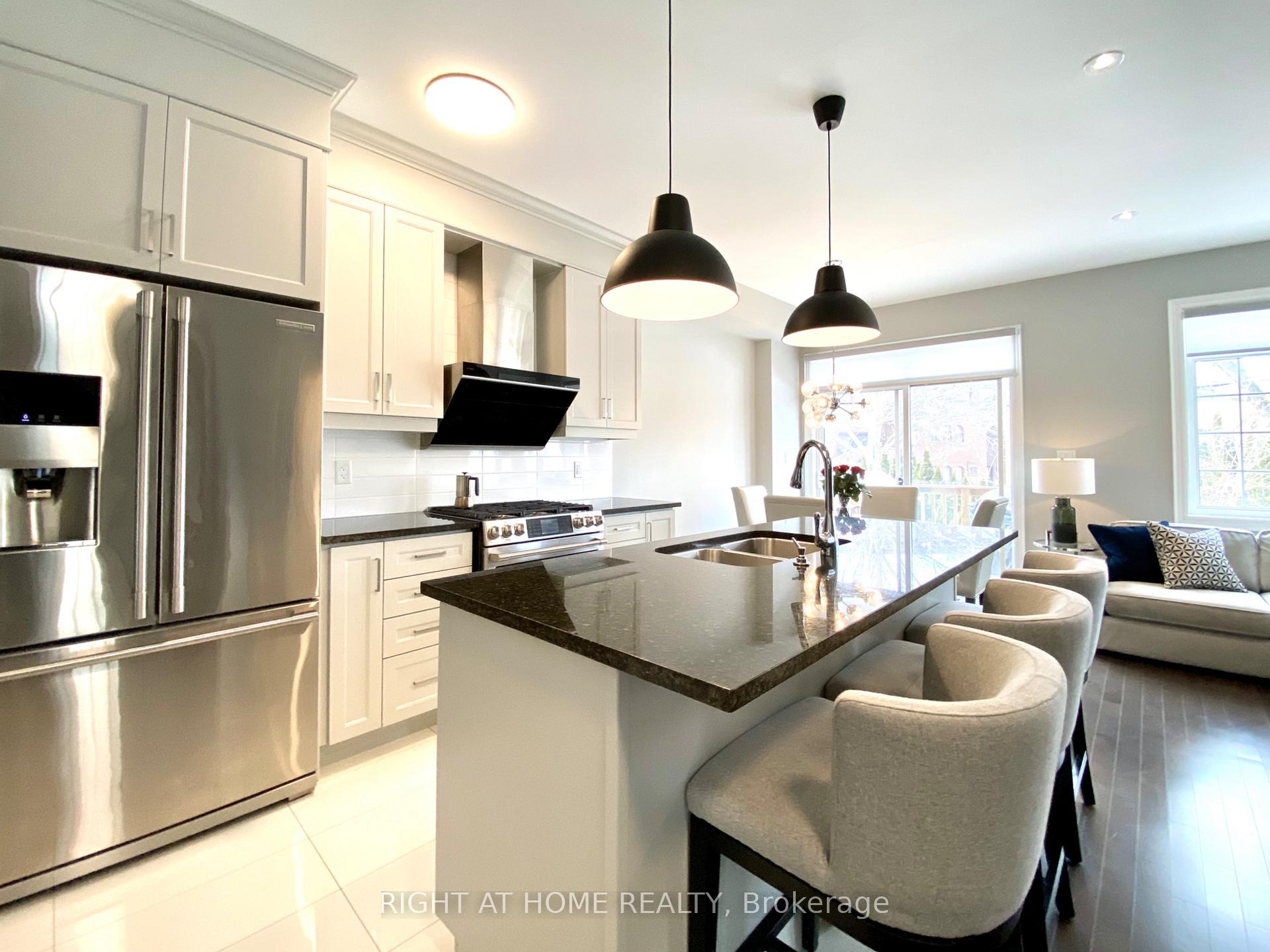 Photo 27 of 2 Queen Mary Court, Vaughan, East Woodbridge — HOMEH
