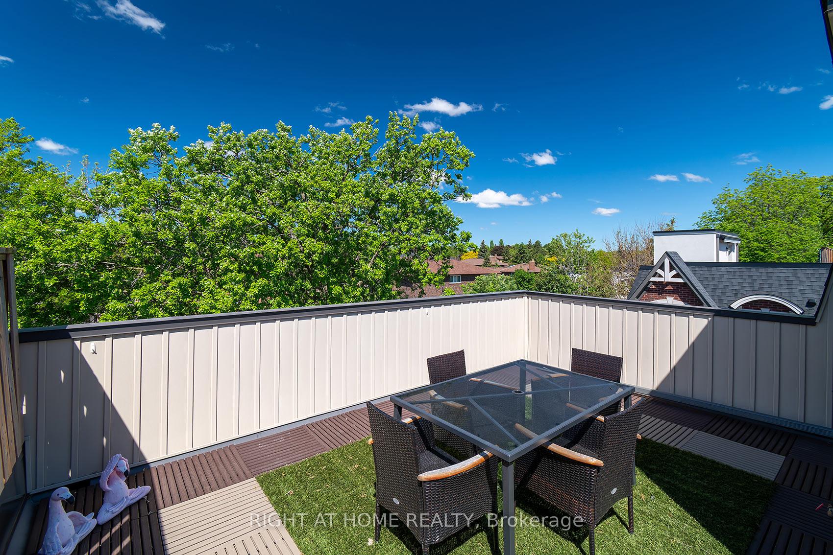Photo 52 of 2 Queen Mary Court, Vaughan, East Woodbridge — HOMEH