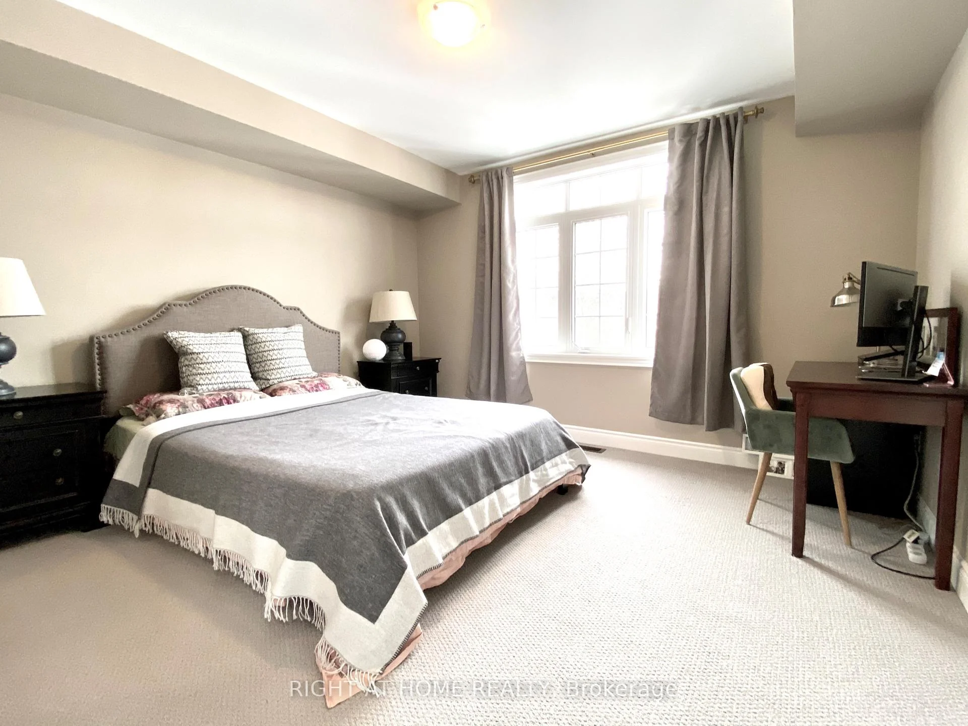 Photo 13 of 2 Queen Mary Court, Vaughan, East Woodbridge — HOMEH