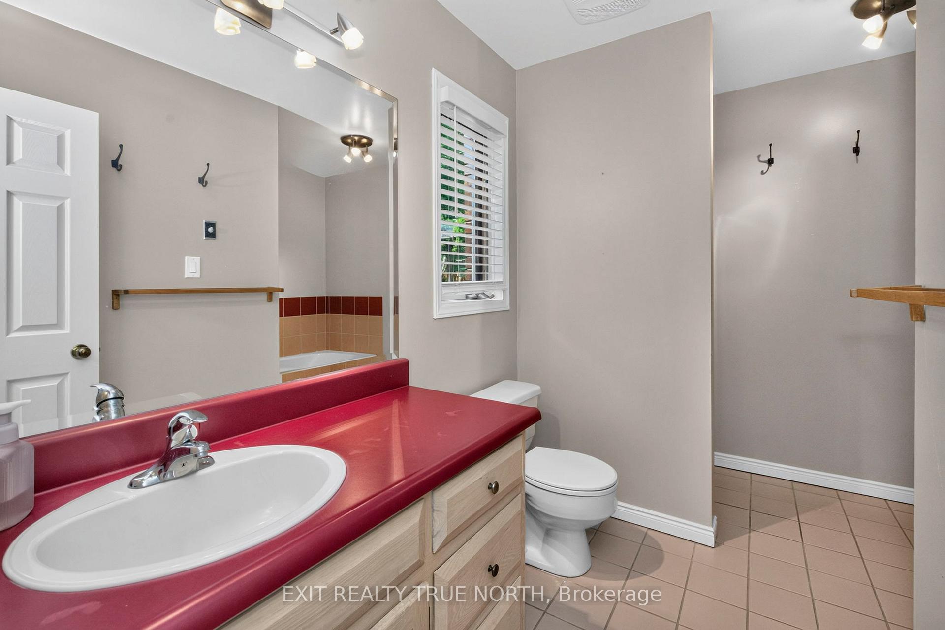 Photo 22 of 14 Rosewood Avenue, Springwater, Midhurst — HOMEH