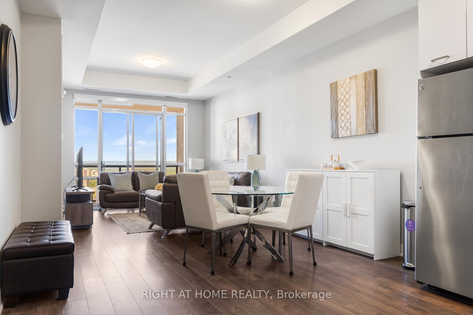Photo 11 of Unit PH05, 150 Main Street W, Hamilton, Central — HOMEH