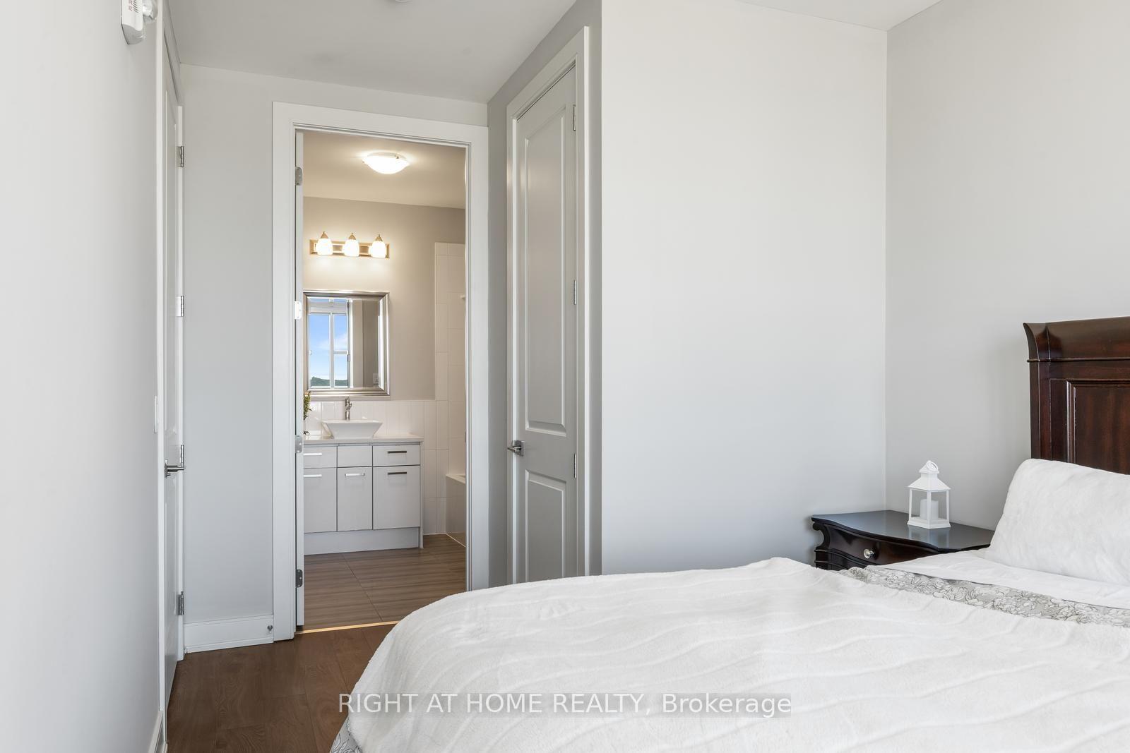 Photo 20 of Unit PH05, 150 Main Street W, Hamilton, Central — HOMEH