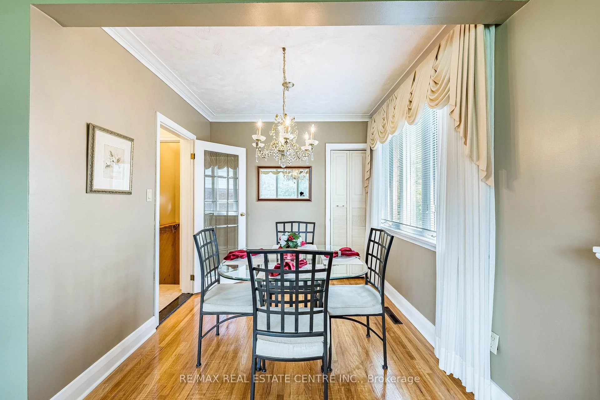 Photo 20 of 2591 Whaley Drive, Mississauga, Cooksville — HOMEH