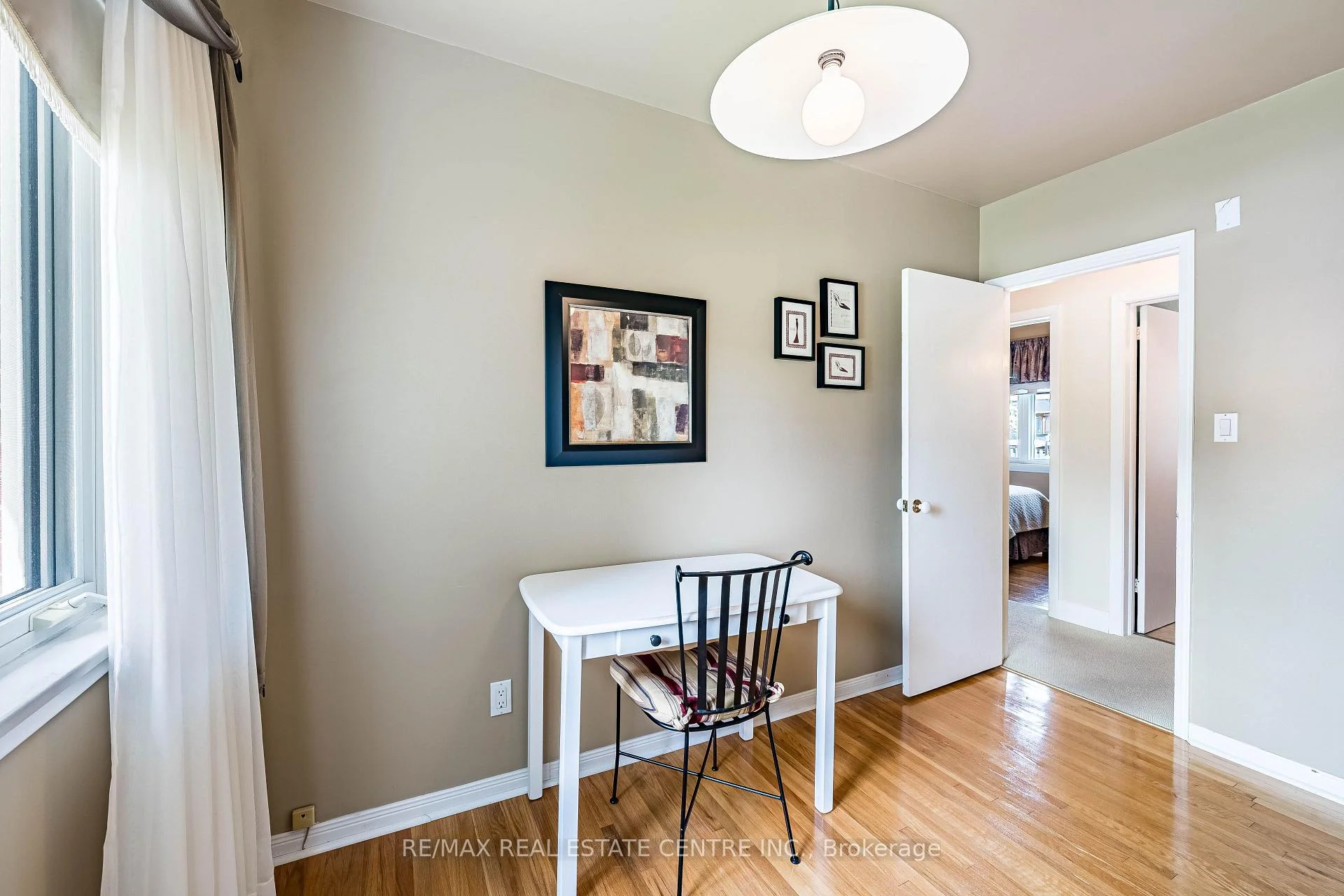 Photo 32 of 2591 Whaley Drive, Mississauga, Cooksville — HOMEH