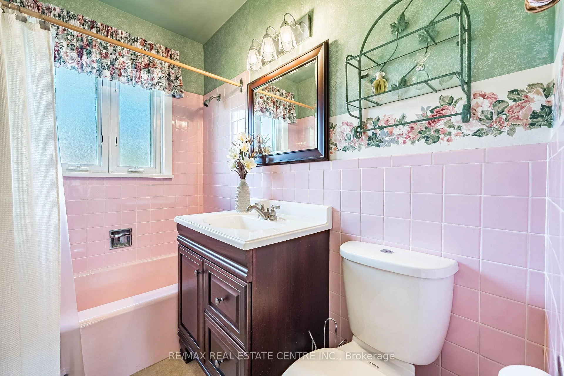 Photo 33 of 2591 Whaley Drive, Mississauga, Cooksville — HOMEH