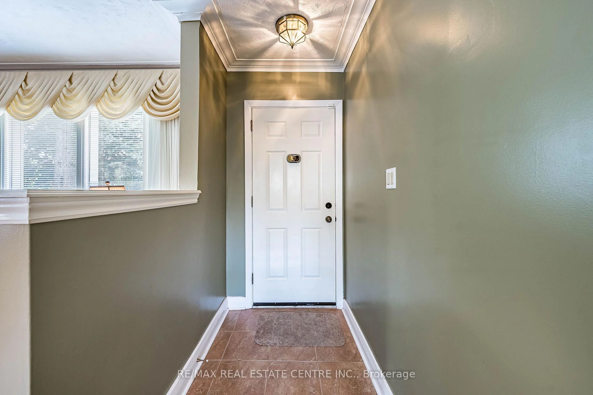 Photo 43 of 2591 Whaley Drive, Mississauga, Cooksville — HOMEH