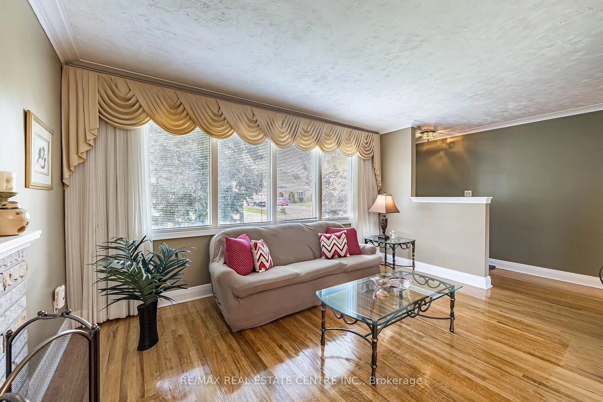 Photo 44 of 2591 Whaley Drive, Mississauga, Cooksville — HOMEH