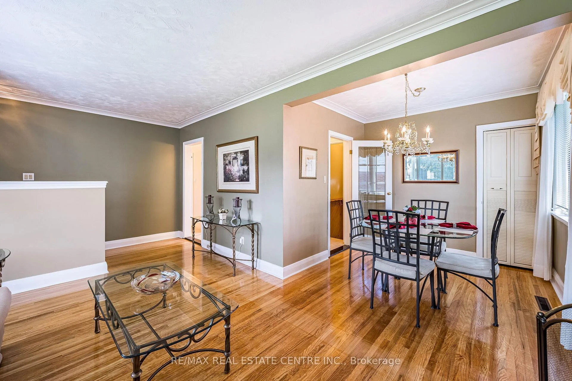 Photo 45 of 2591 Whaley Drive, Mississauga, Cooksville — HOMEH
