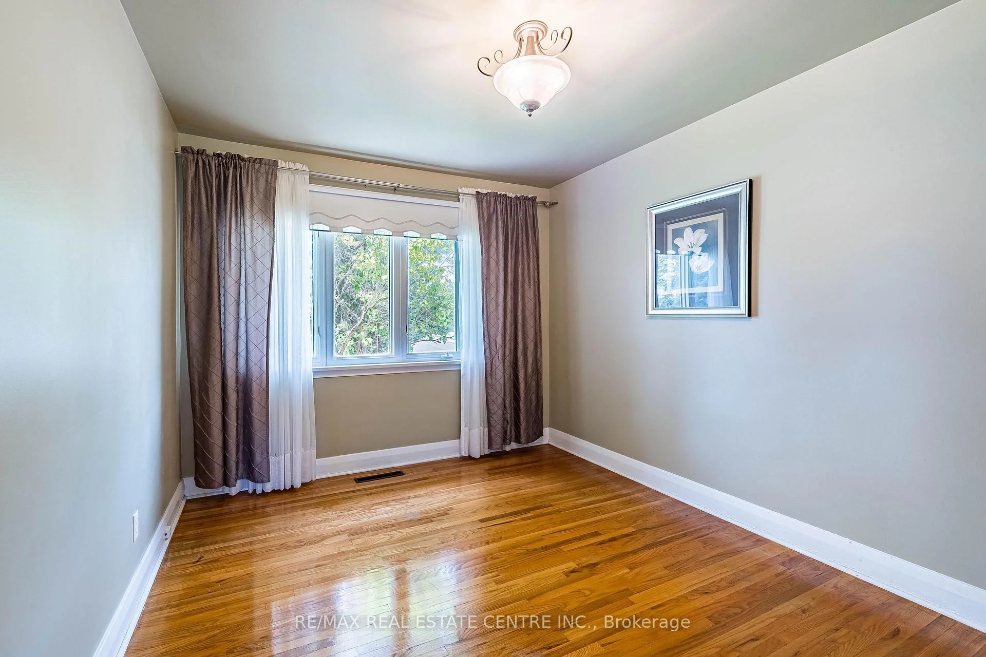 Photo 78 of 2591 Whaley Drive, Mississauga, Cooksville — HOMEH