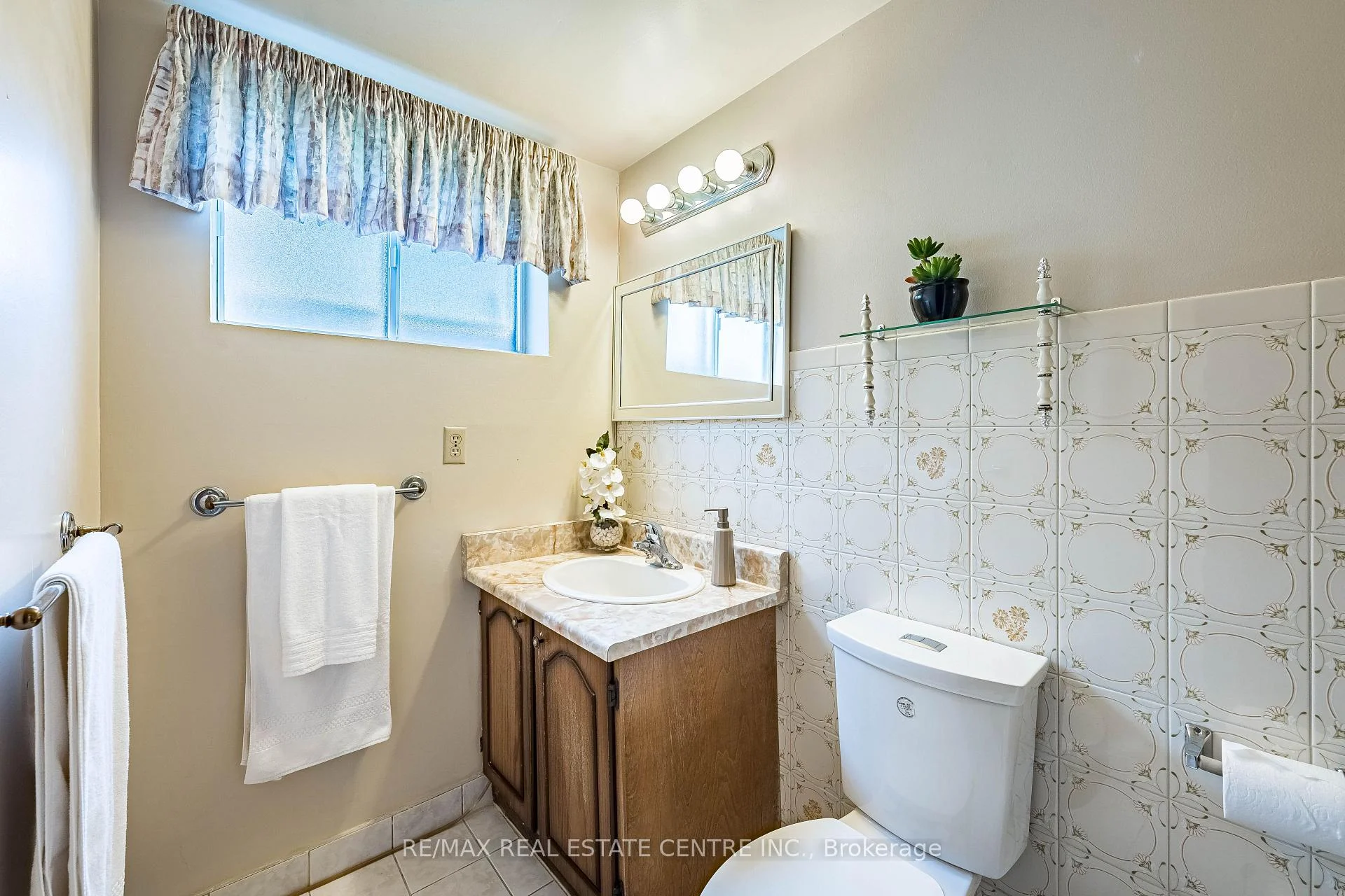 Photo 91 of 2591 Whaley Drive, Mississauga, Cooksville — HOMEH
