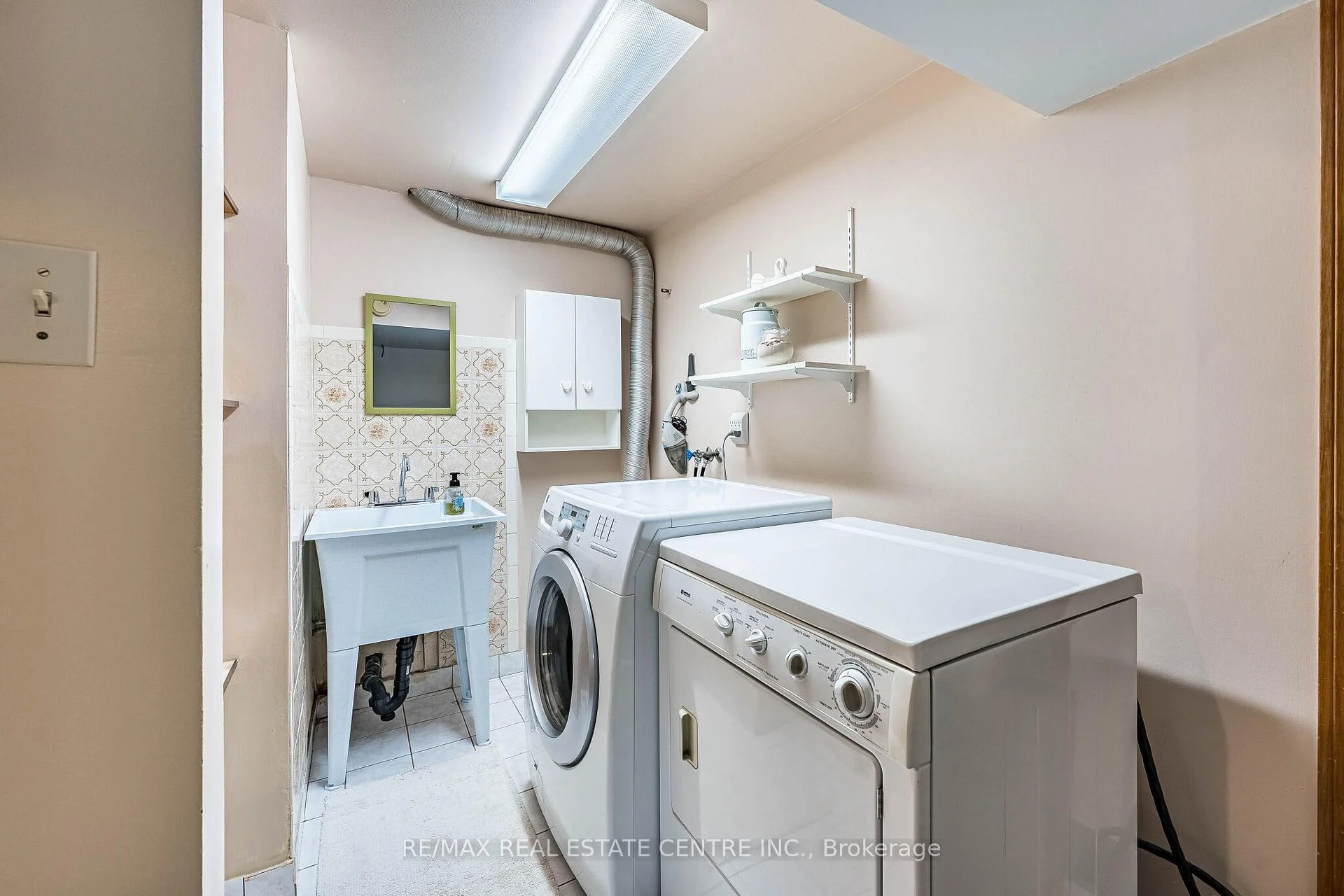 Photo 95 of 2591 Whaley Drive, Mississauga, Cooksville — HOMEH