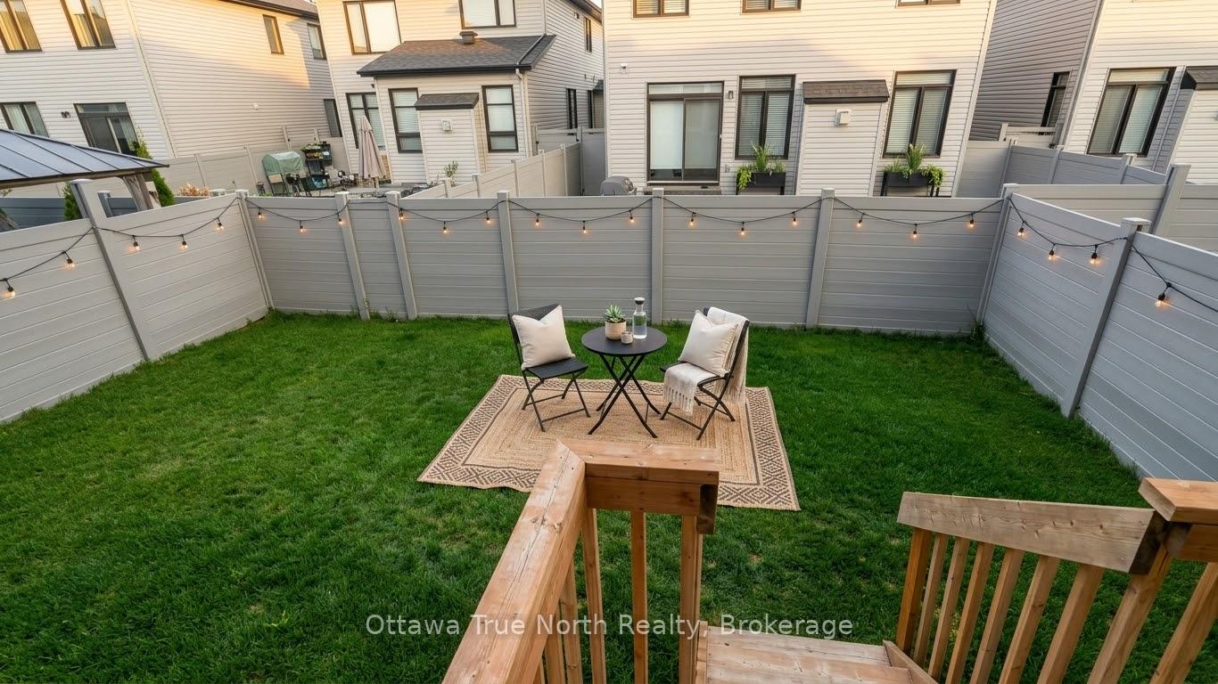 Photo 3 of 1054 Eider Street, Ottawa, Riverside South/Gloucester Glen — HOMEH