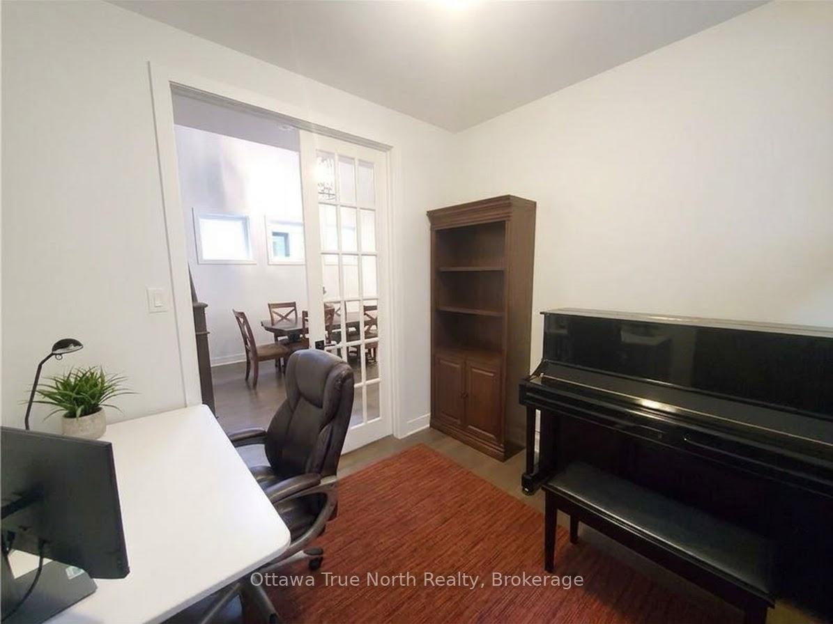 Photo 5 of 1054 Eider Street, Ottawa, Riverside South/Gloucester Glen — HOMEH