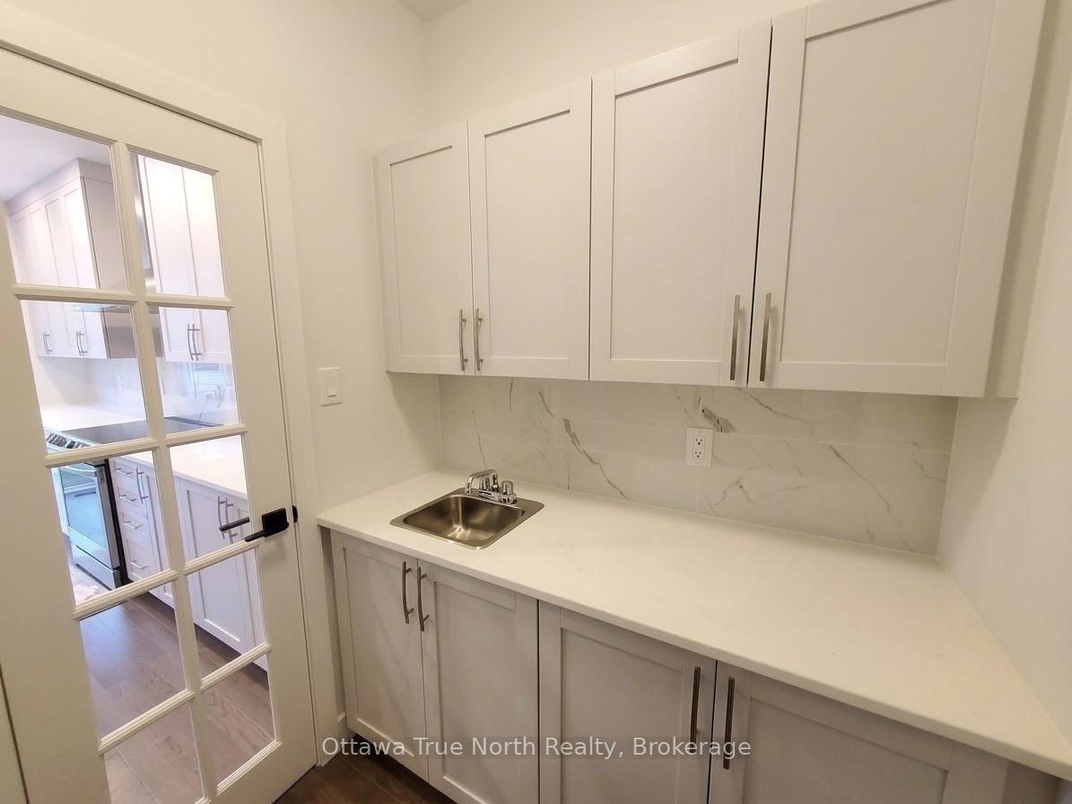 Photo 10 of 1054 Eider Street, Ottawa, Riverside South/Gloucester Glen — HOMEH