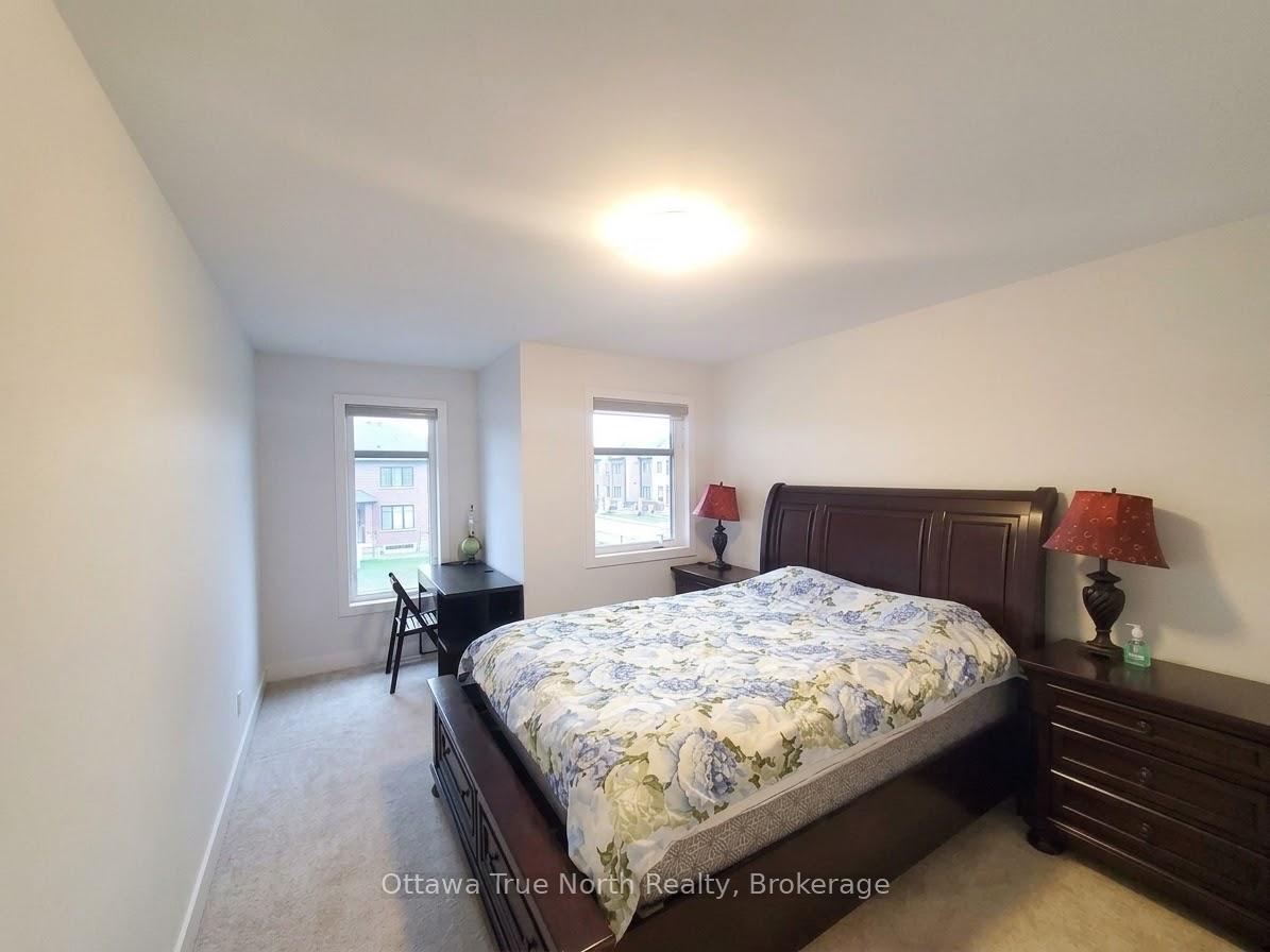 Photo 17 of 1054 Eider Street, Ottawa, Riverside South/Gloucester Glen — HOMEH
