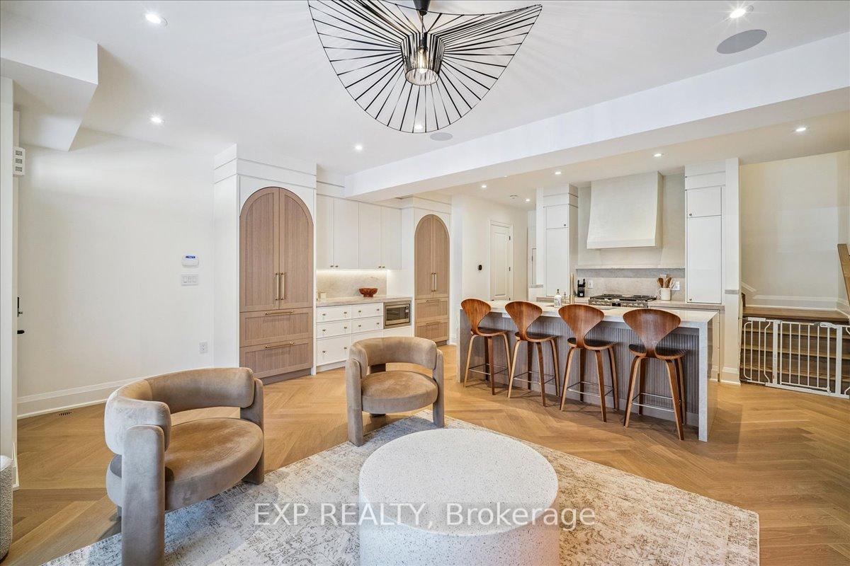 Photo 3 of 3266 Sixth Line, Oakville, Glenorchy — HOMEH