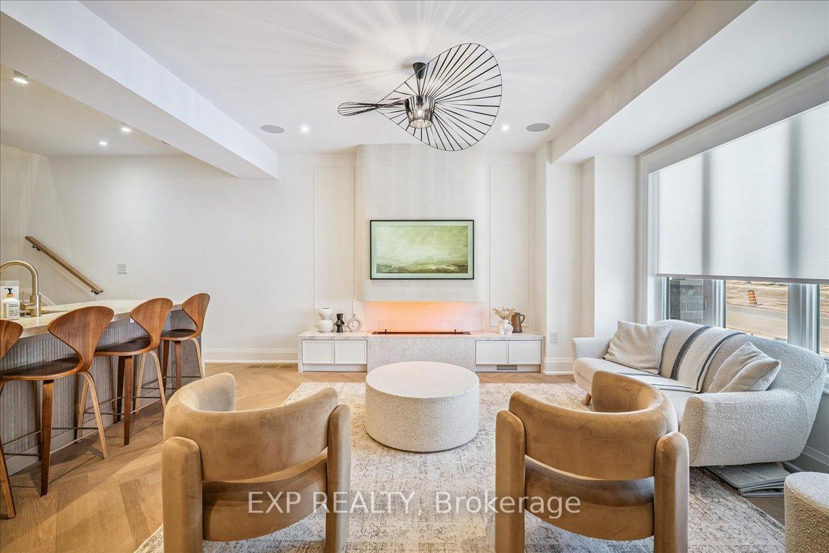 Photo 4 of 3266 Sixth Line, Oakville, Glenorchy — HOMEH