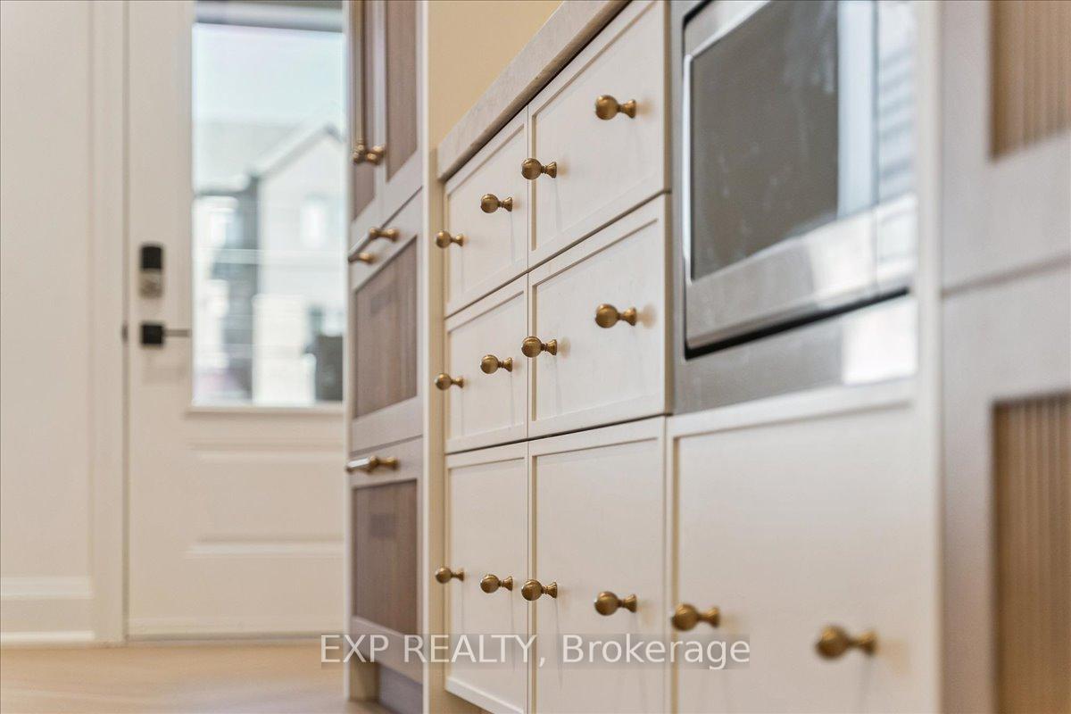 Photo 17 of 3266 Sixth Line, Oakville, Glenorchy — HOMEH