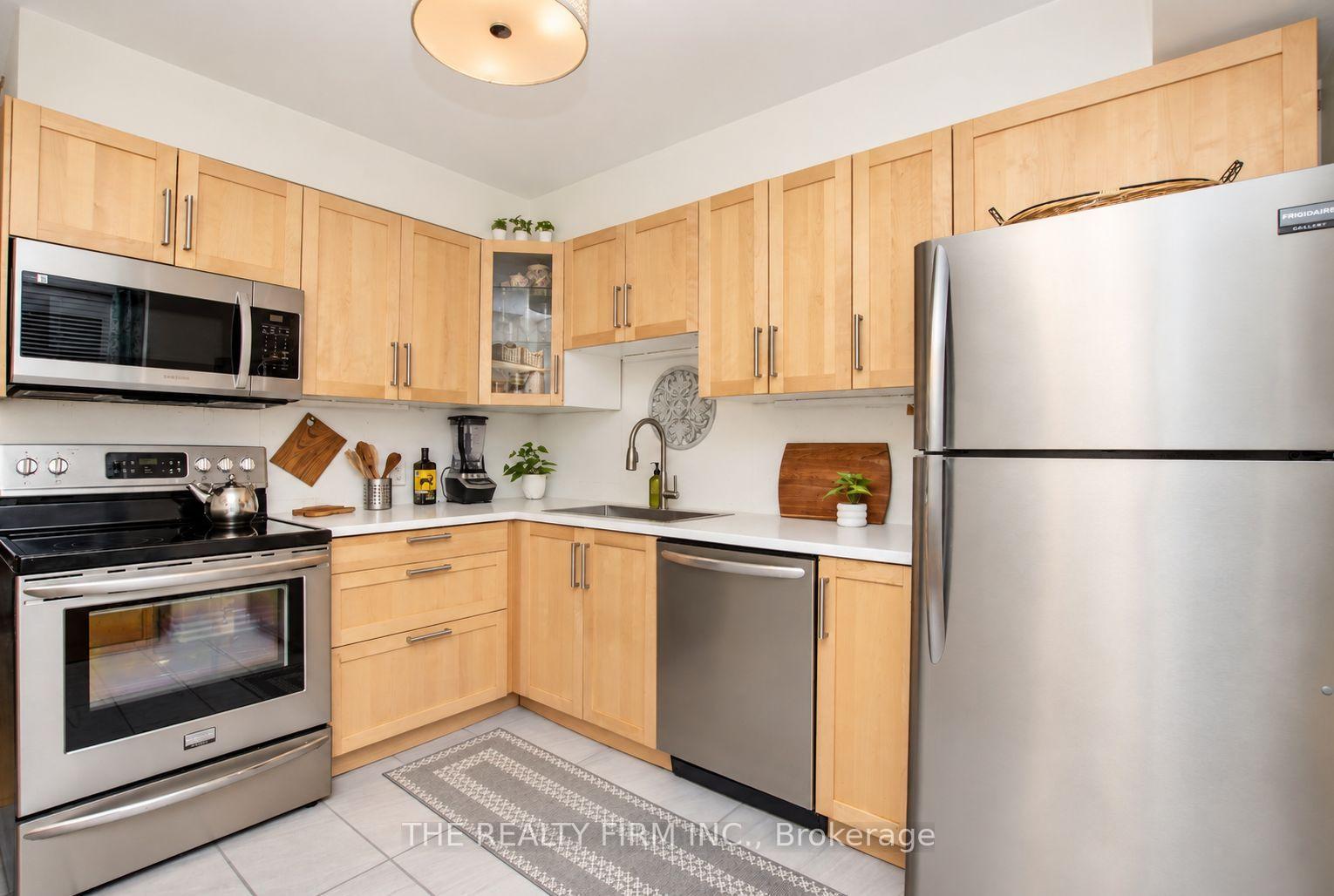 Photo 32 of Unit 32, 110 Deveron Crescent, London, South T — HOMEH