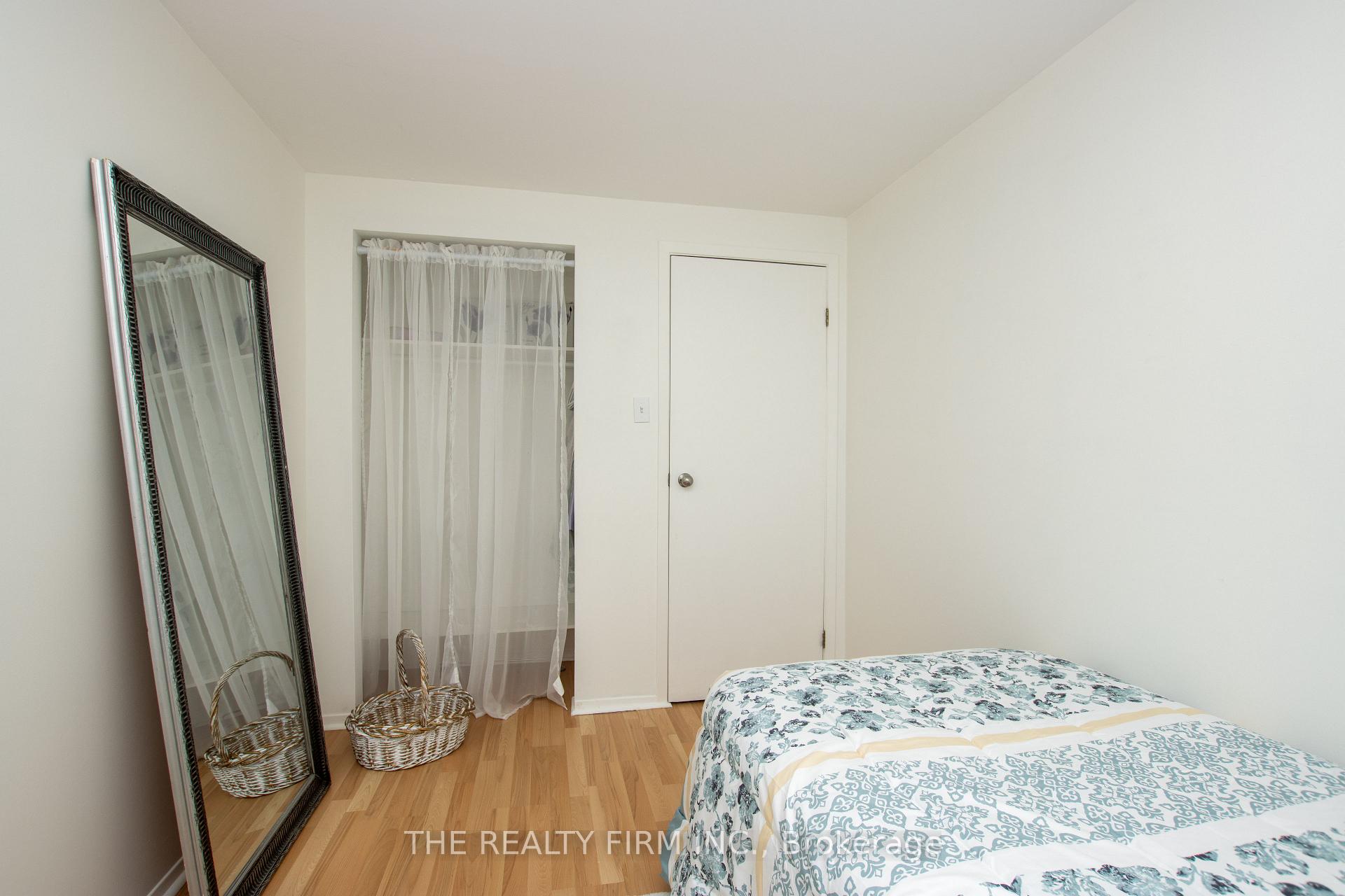 Photo 61 of Unit 32, 110 Deveron Crescent, London, South T — HOMEH