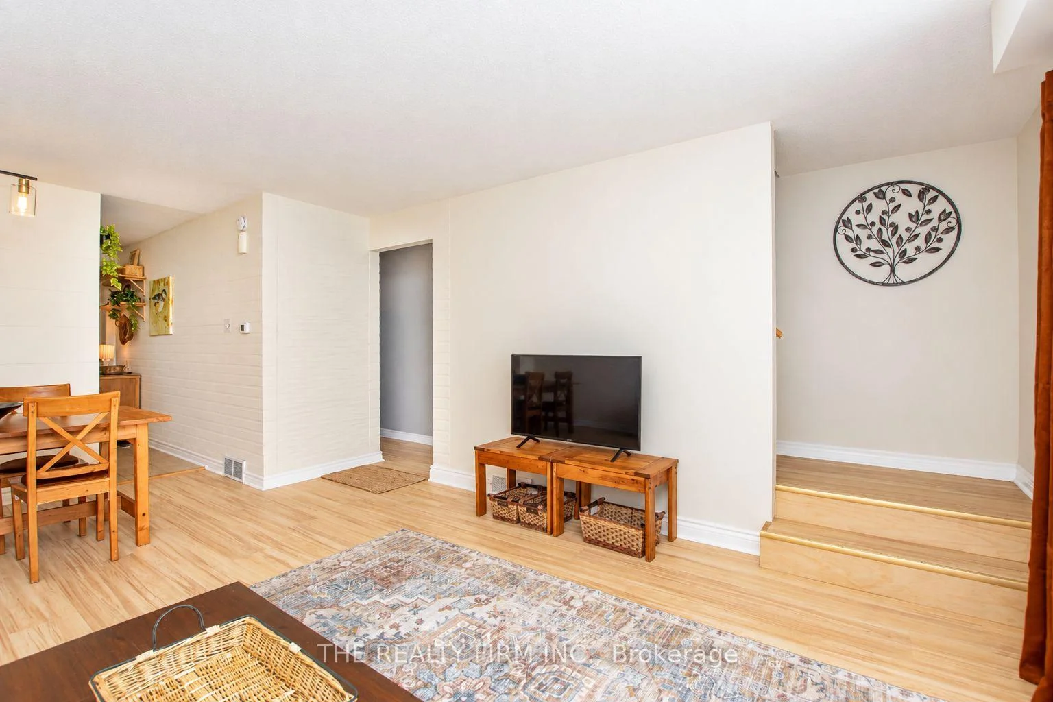 Photo 14 of Unit 32, 110 Deveron Crescent, London, South T — HOMEH