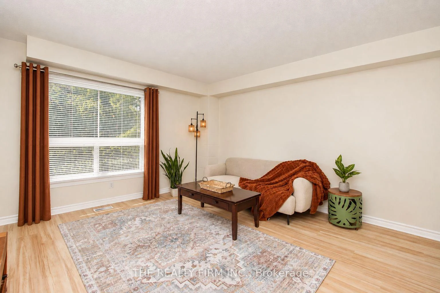 Photo 16 of Unit 32, 110 Deveron Crescent, London, South T — HOMEH