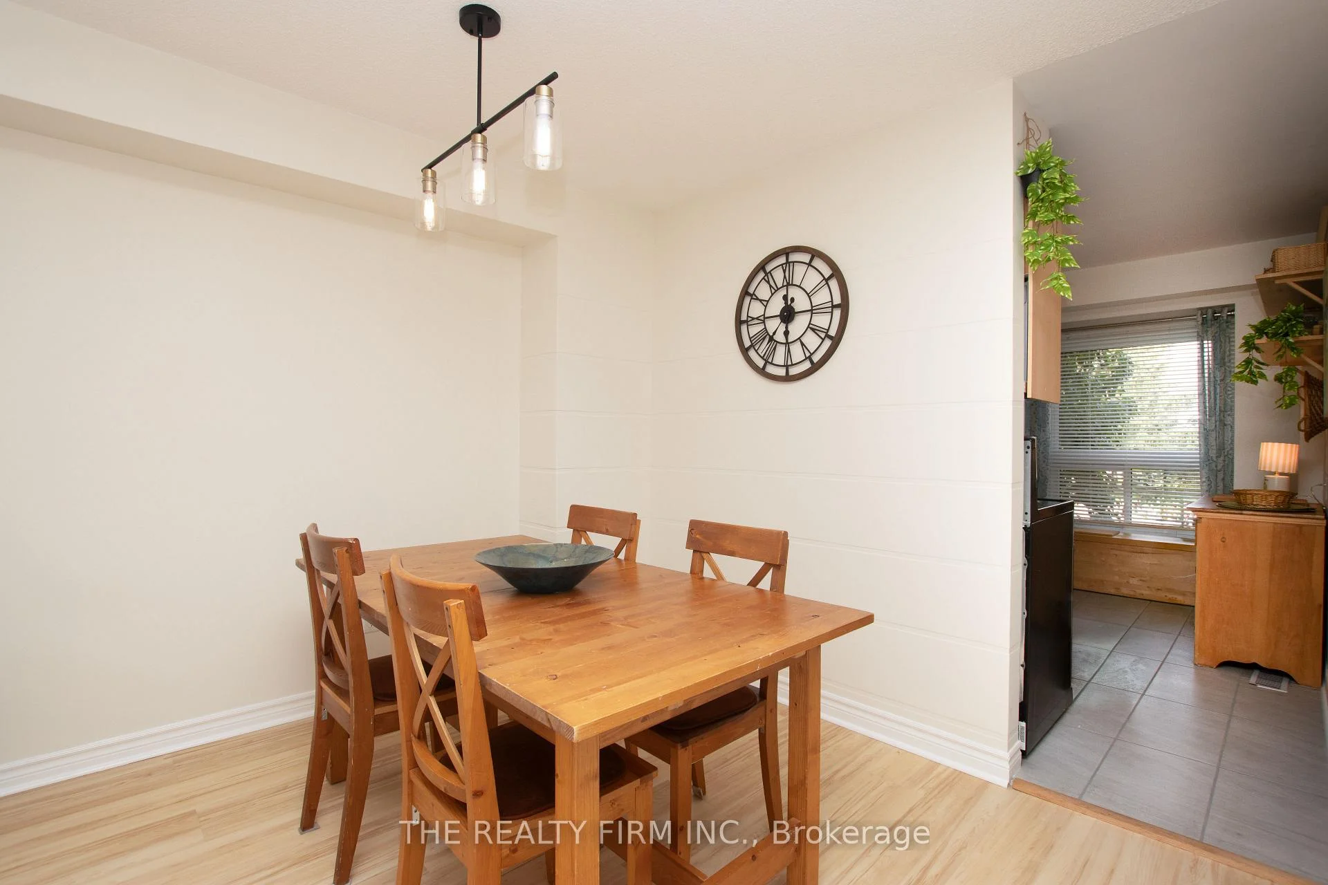 Photo 21 of Unit 32, 110 Deveron Crescent, London, South T — HOMEH