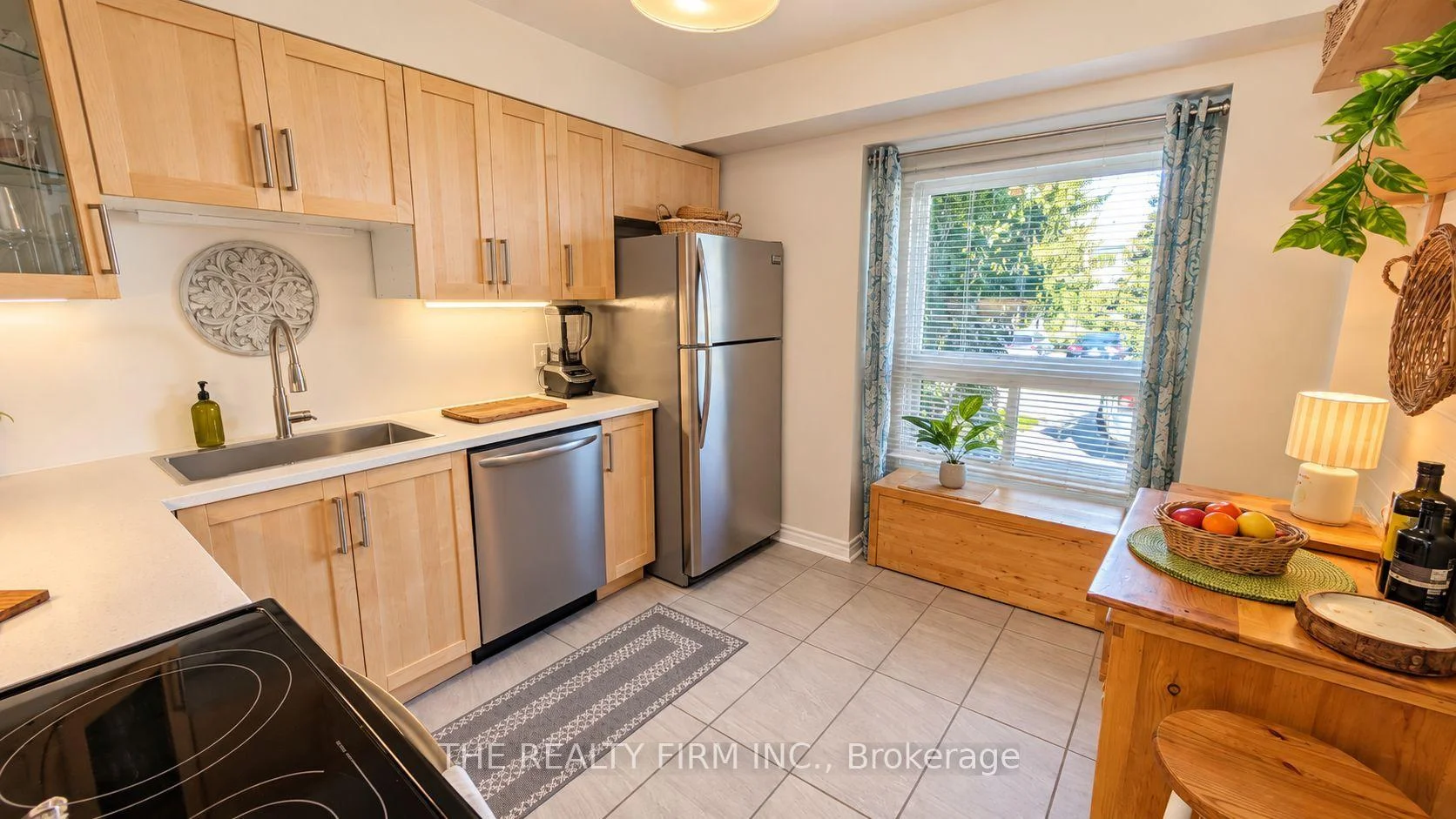 Photo 37 of Unit 32, 110 Deveron Crescent, London, South T — HOMEH