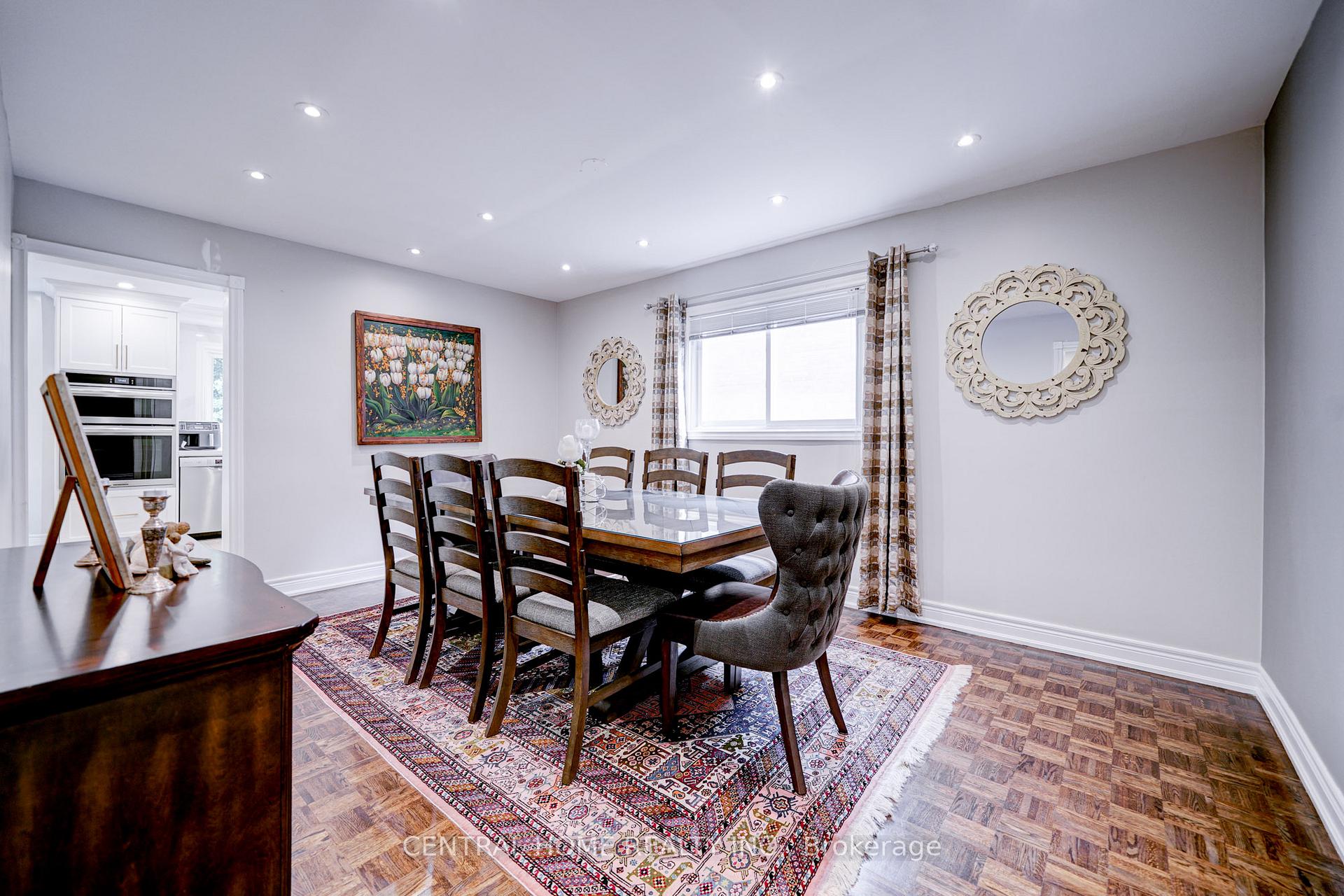 Photo 12 of 293 Worth Boulevard, Vaughan, Beverley Glen — HOMEH