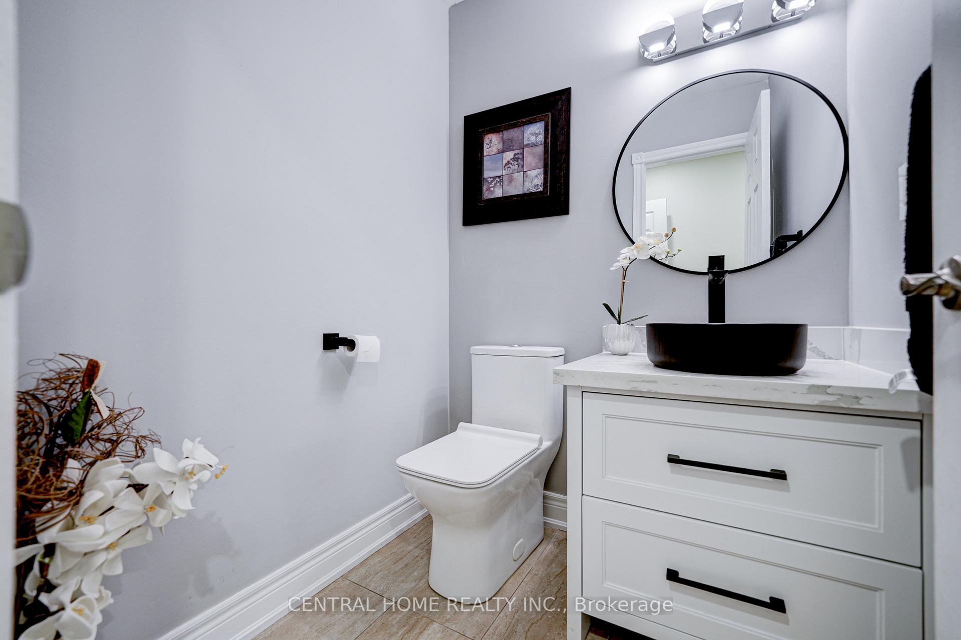 Photo 14 of 293 Worth Boulevard, Vaughan, Beverley Glen — HOMEH