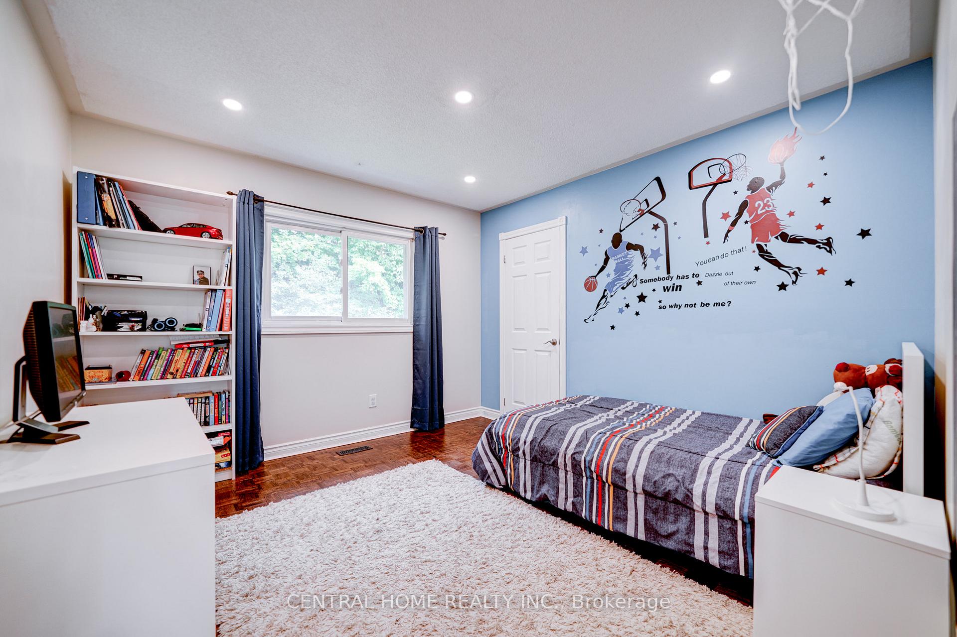 Photo 27 of 293 Worth Boulevard, Vaughan, Beverley Glen — HOMEH