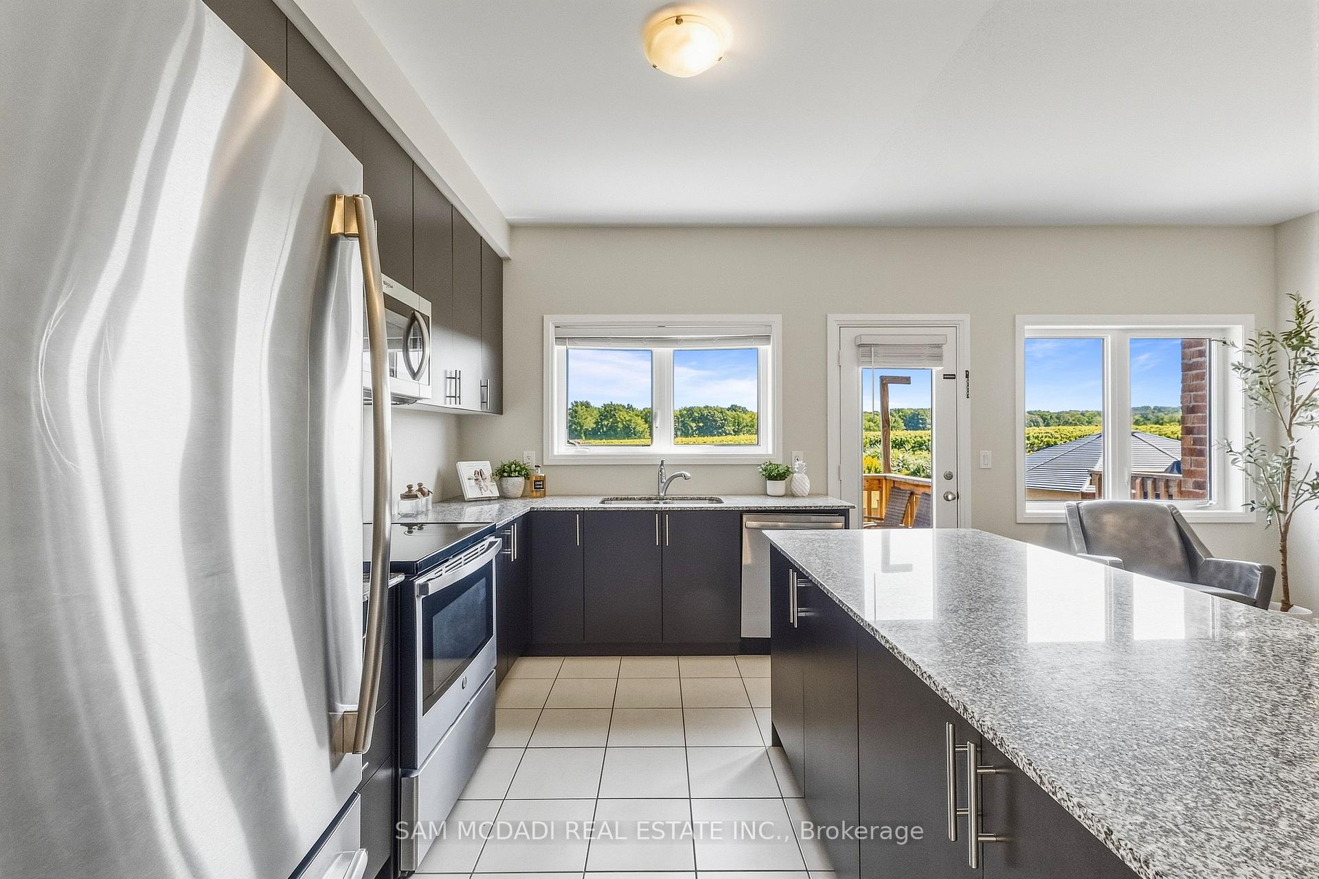 Photo 15 of 4185 Cherry Heights Boulevard, Lincoln, Beamsville — HOMEH
