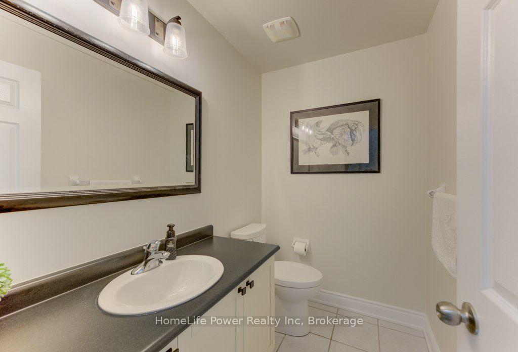 Photo 10 of Unit 7, 455 Claridge Road, Burlington, Roseland — HOMEH