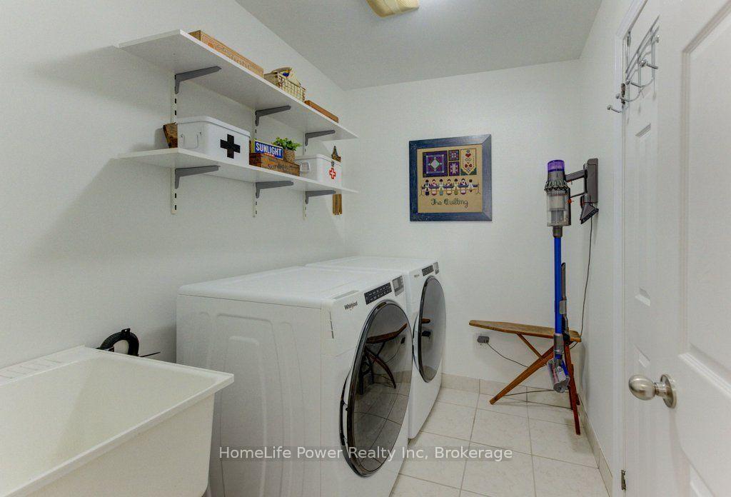 Photo 25 of Unit 7, 455 Claridge Road, Burlington, Roseland — HOMEH