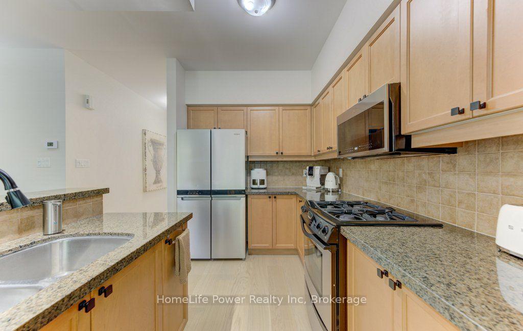 Photo 27 of Unit 7, 455 Claridge Road, Burlington, Roseland — HOMEH