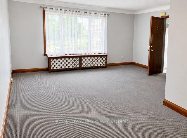 Photo 29 of 100 Townline W Road, St. Catharines, Burleigh Hill — HOMEH