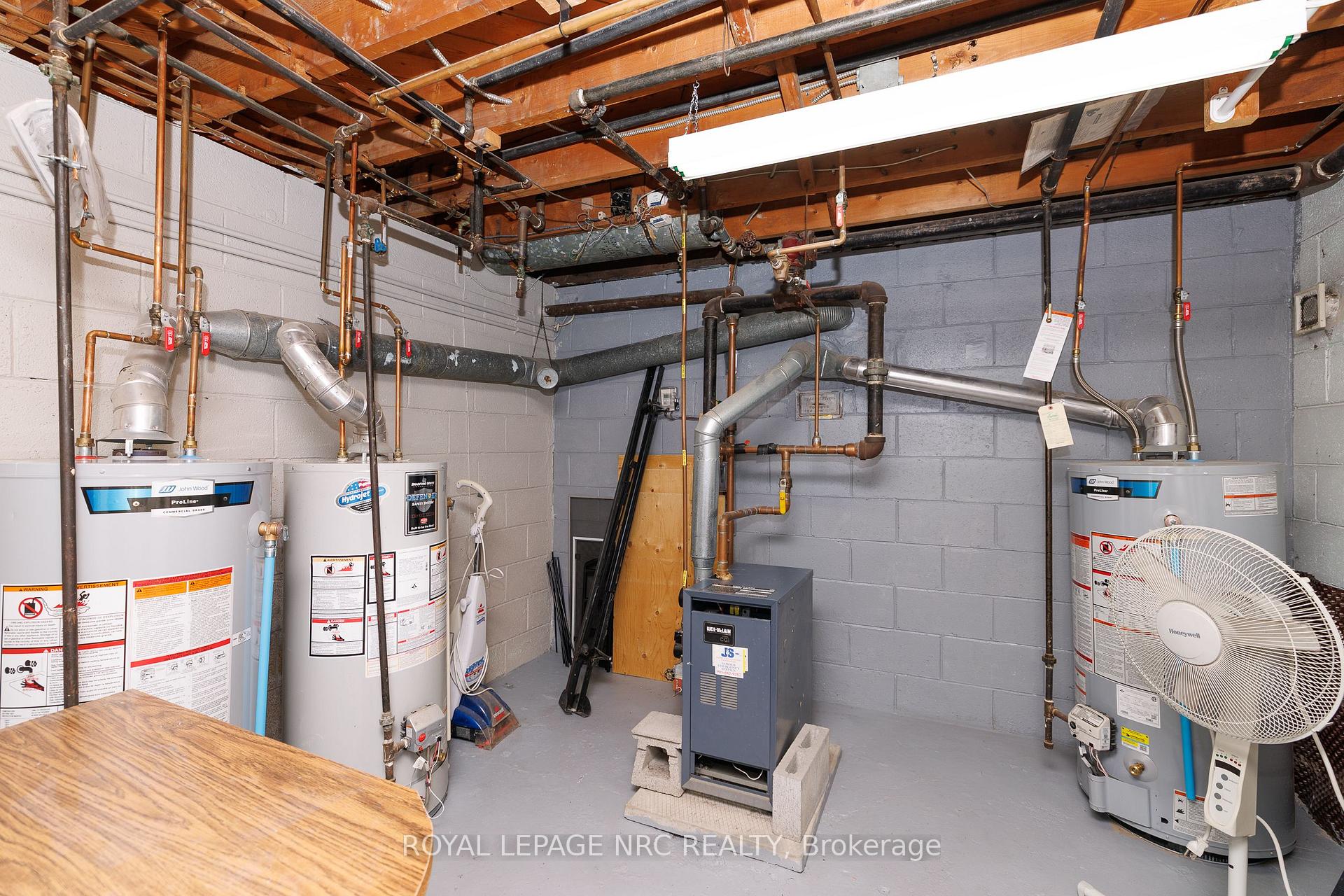 Photo 37 of 100 Townline W Road, St. Catharines, Burleigh Hill — HOMEH